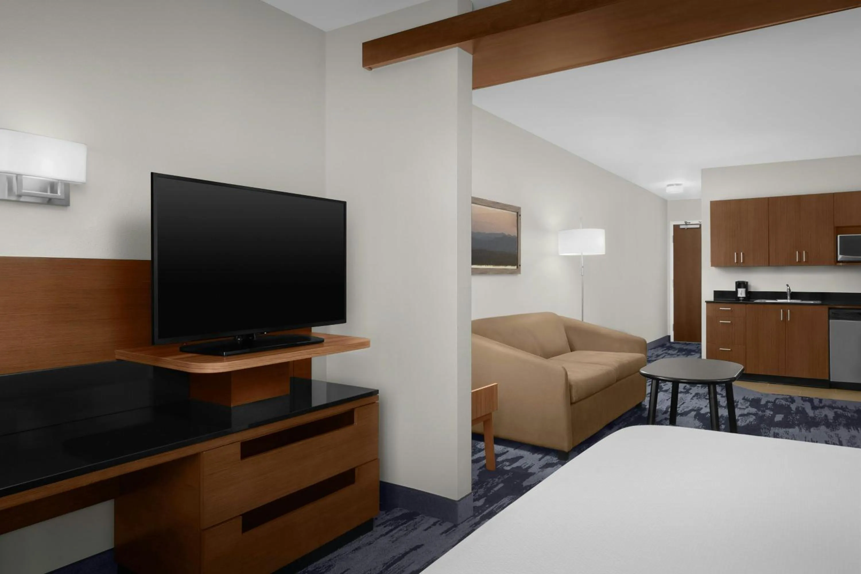Bedroom, Bed in Fairfield Inn & Suites by Marriott Fayetteville North