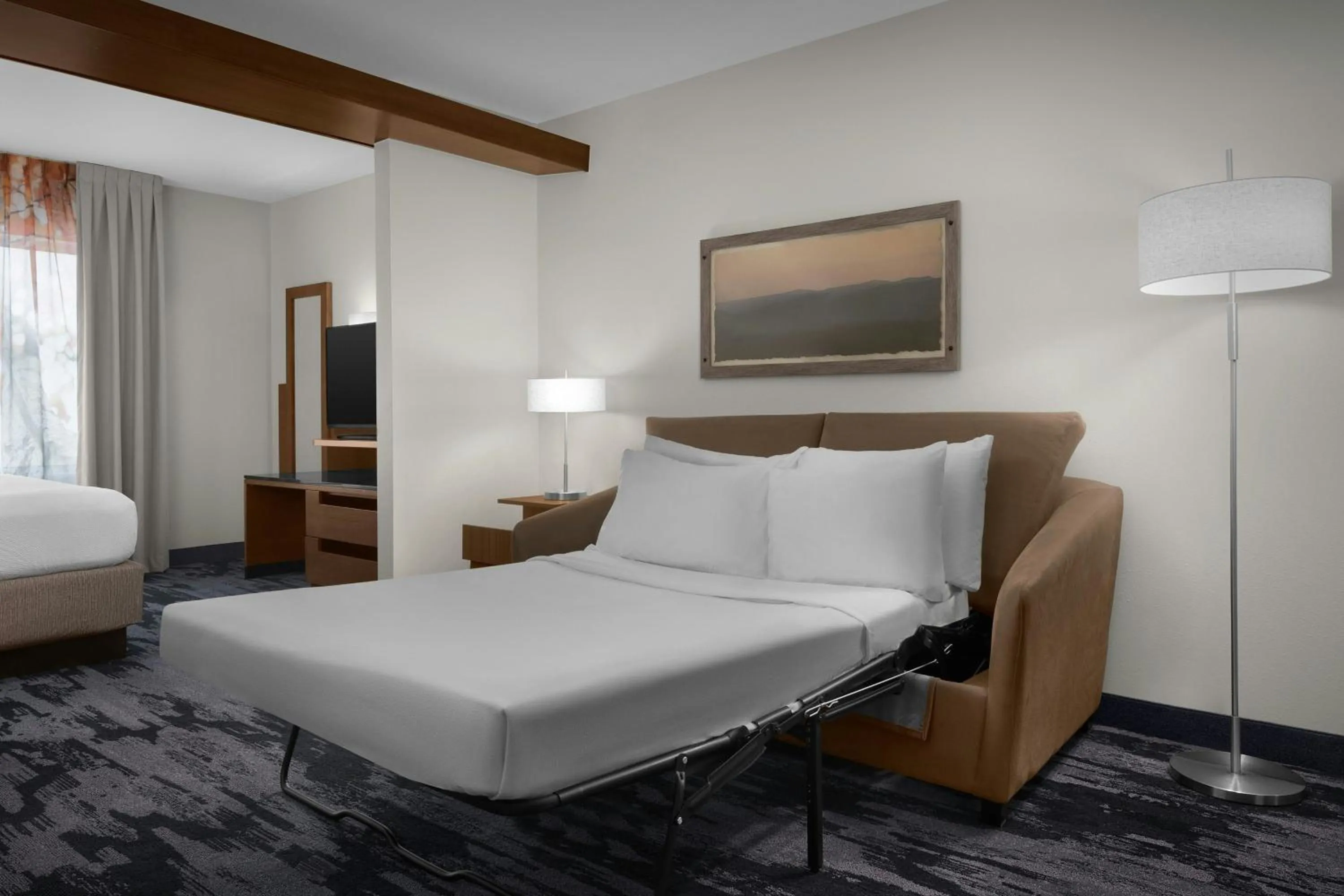 Bedroom, Bed in Fairfield Inn & Suites by Marriott Fayetteville North