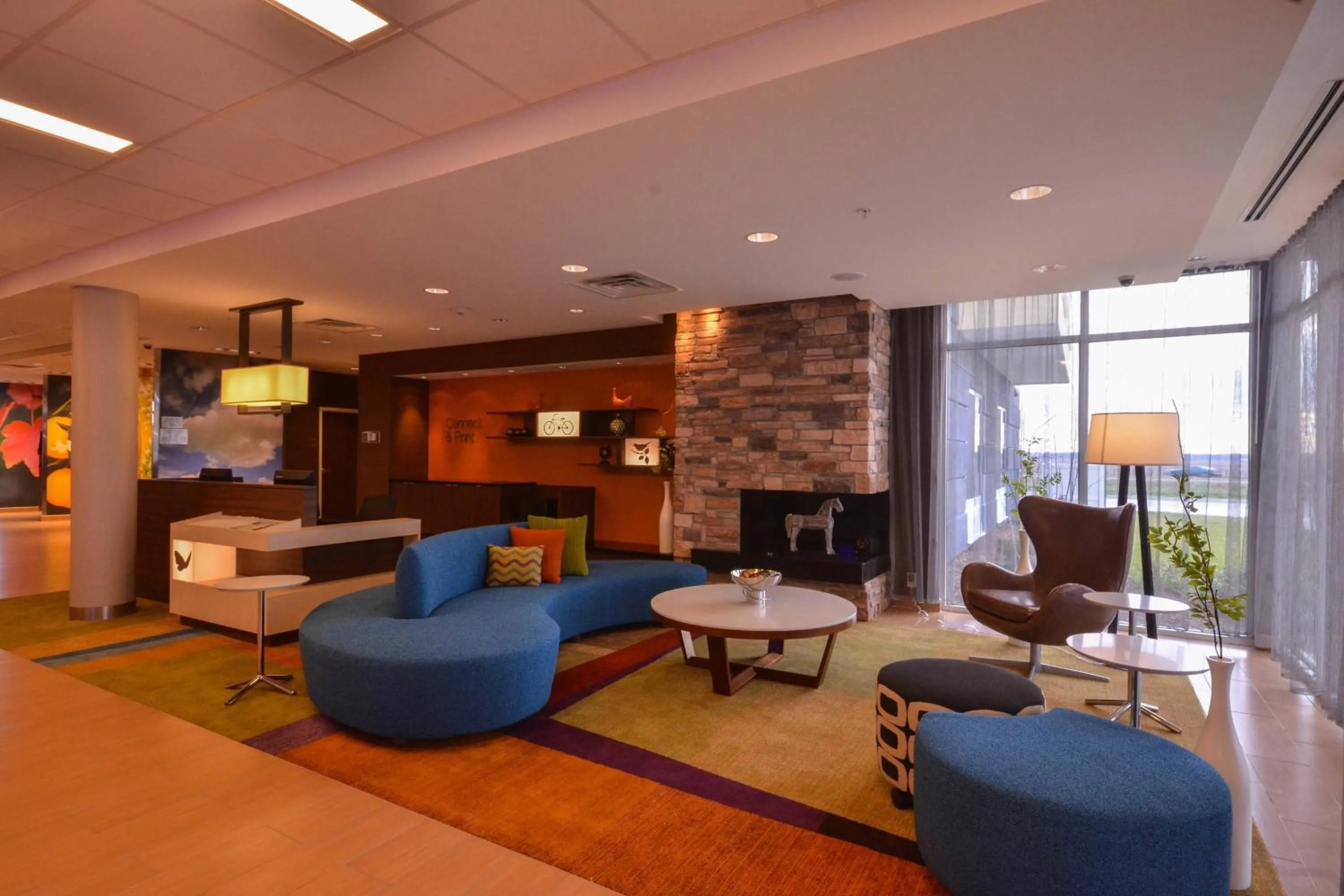 Lobby or reception in Fairfield Inn & Suites by Marriott St. Louis Pontoon Beach/Granite City, IL