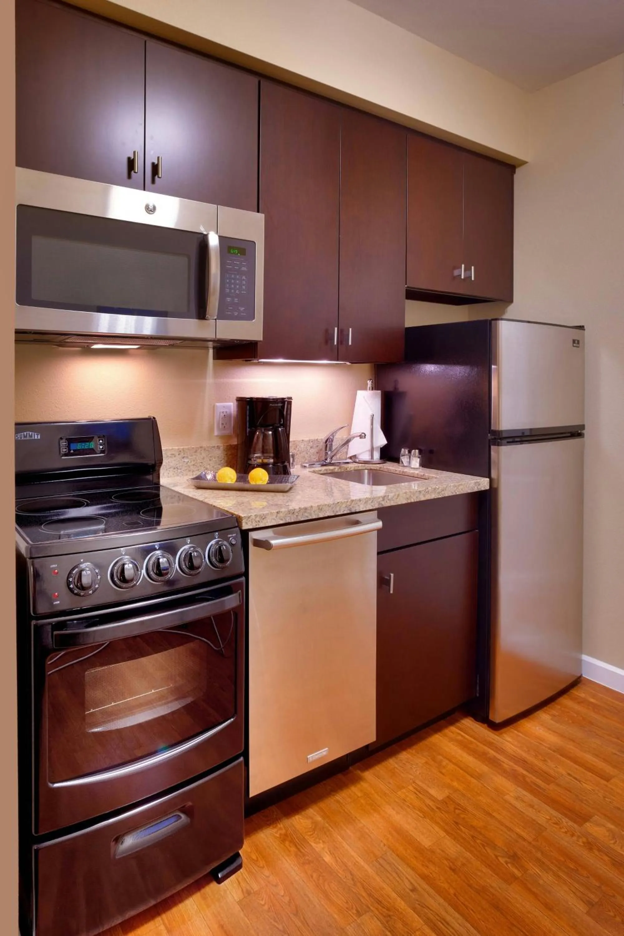 Kitchen or kitchenette in TownePlace Suites by Marriott Missoula