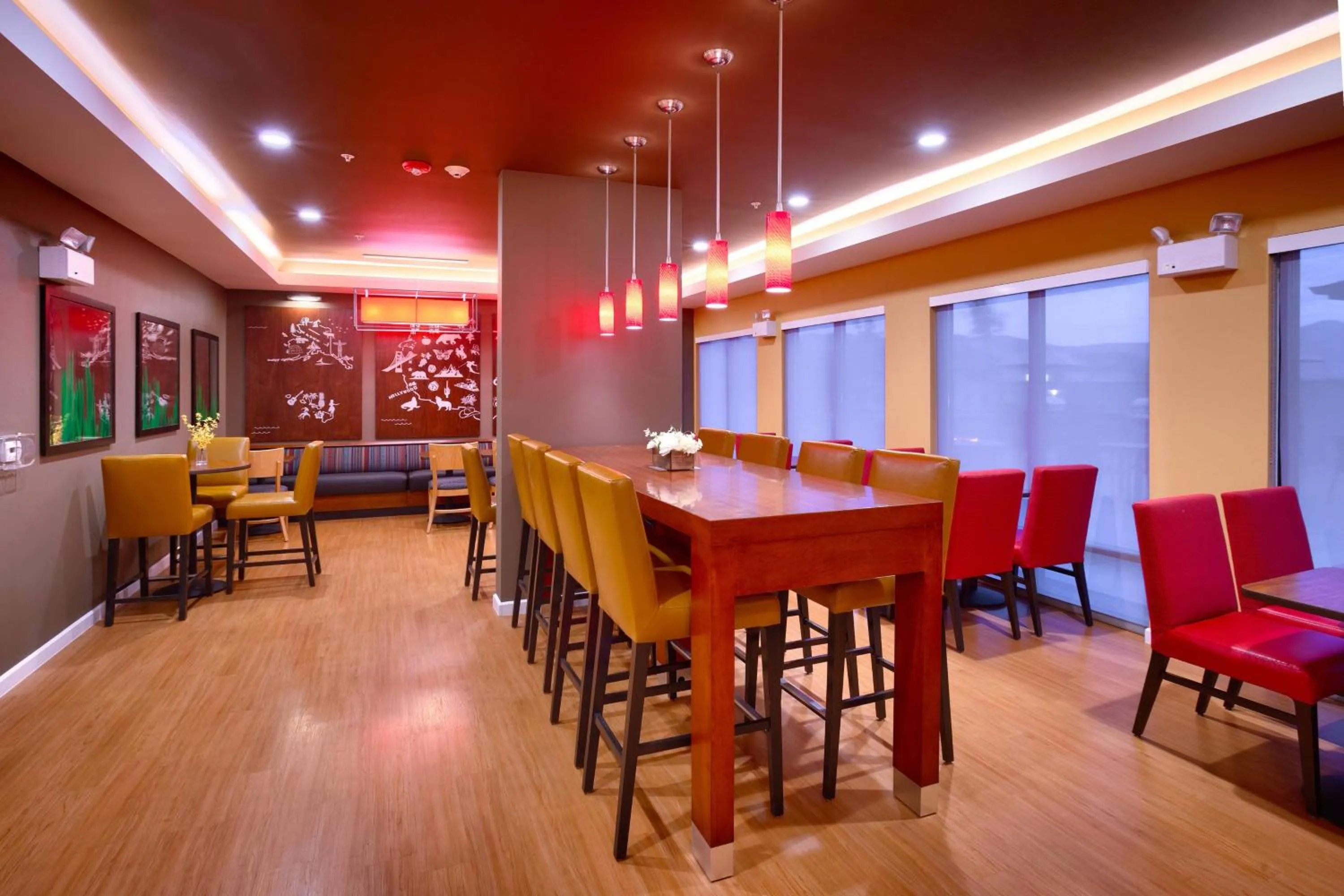 Breakfast in TownePlace Suites by Marriott Missoula