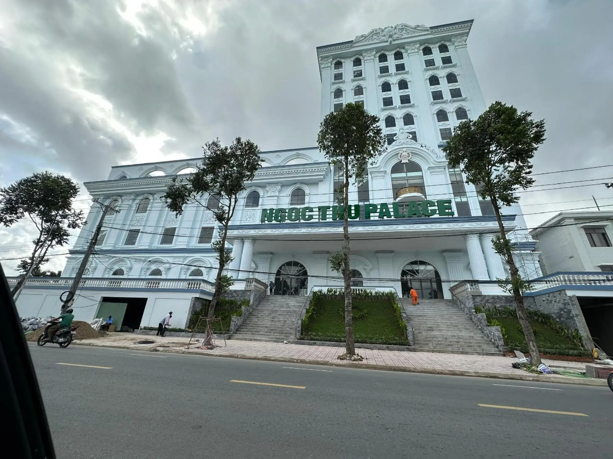 Ngoc Thu Palace Ngoc Thu Palace