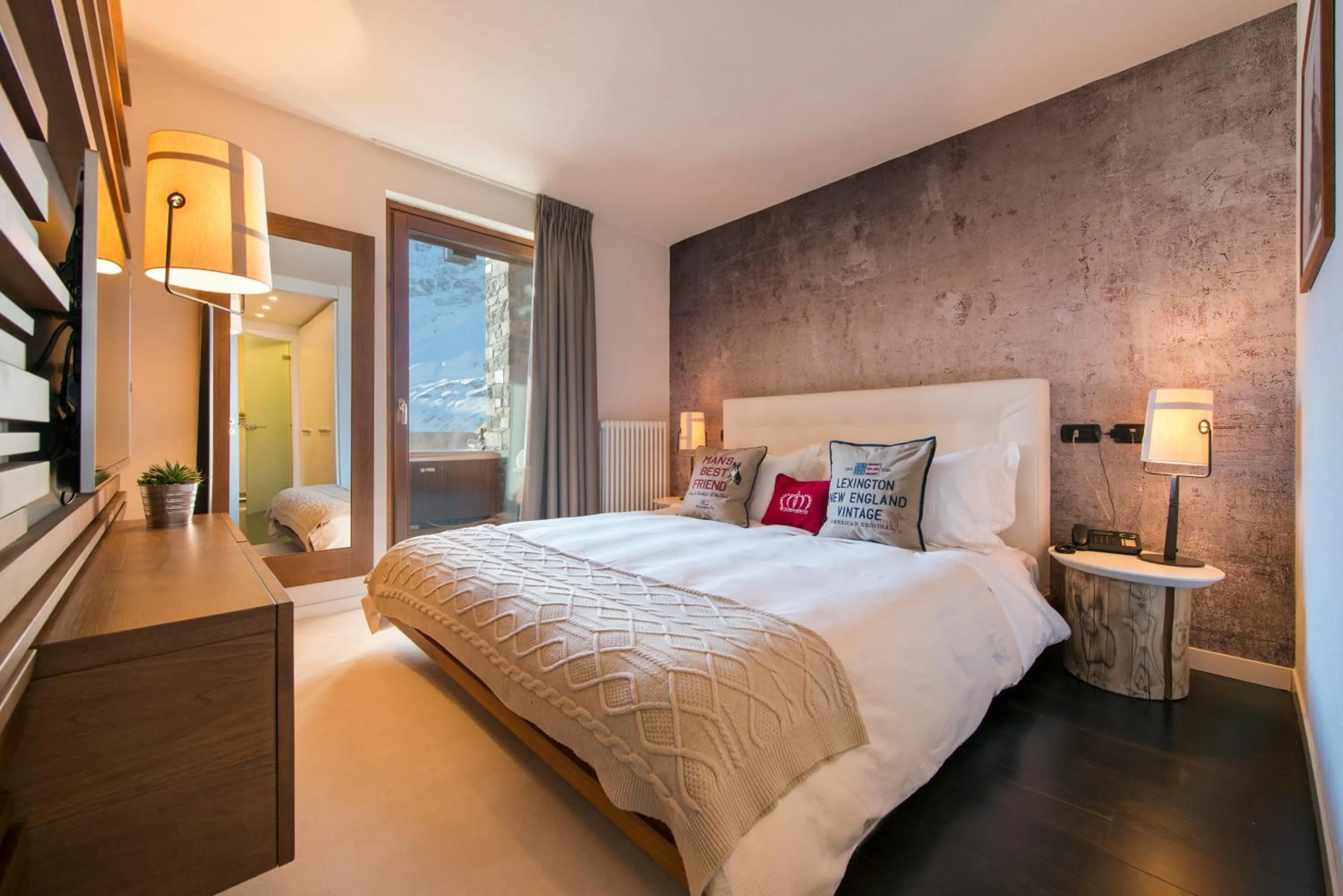 Bed in Hotel Principe delle Nevi