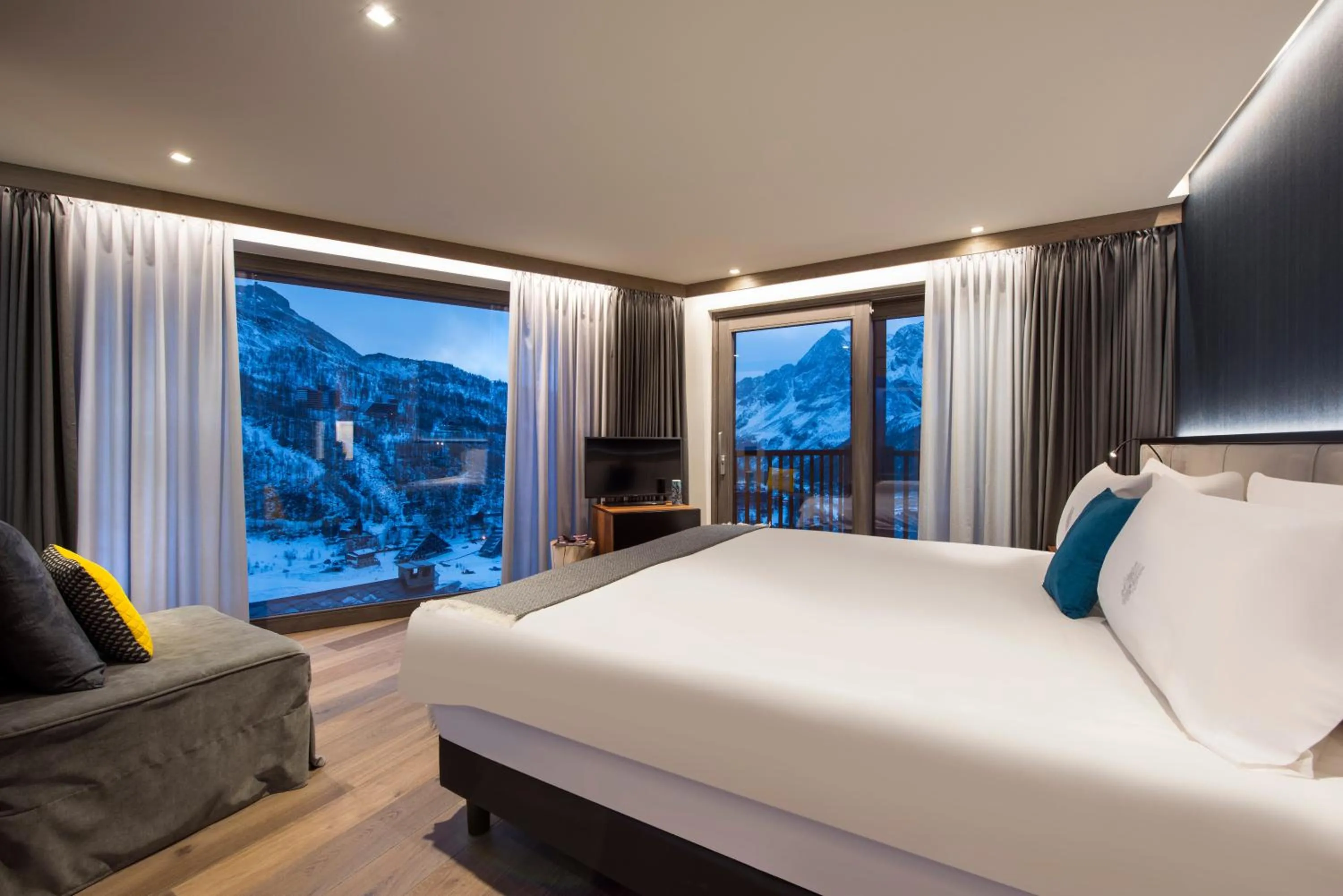 Natural landscape, Bed in Hotel Principe delle Nevi