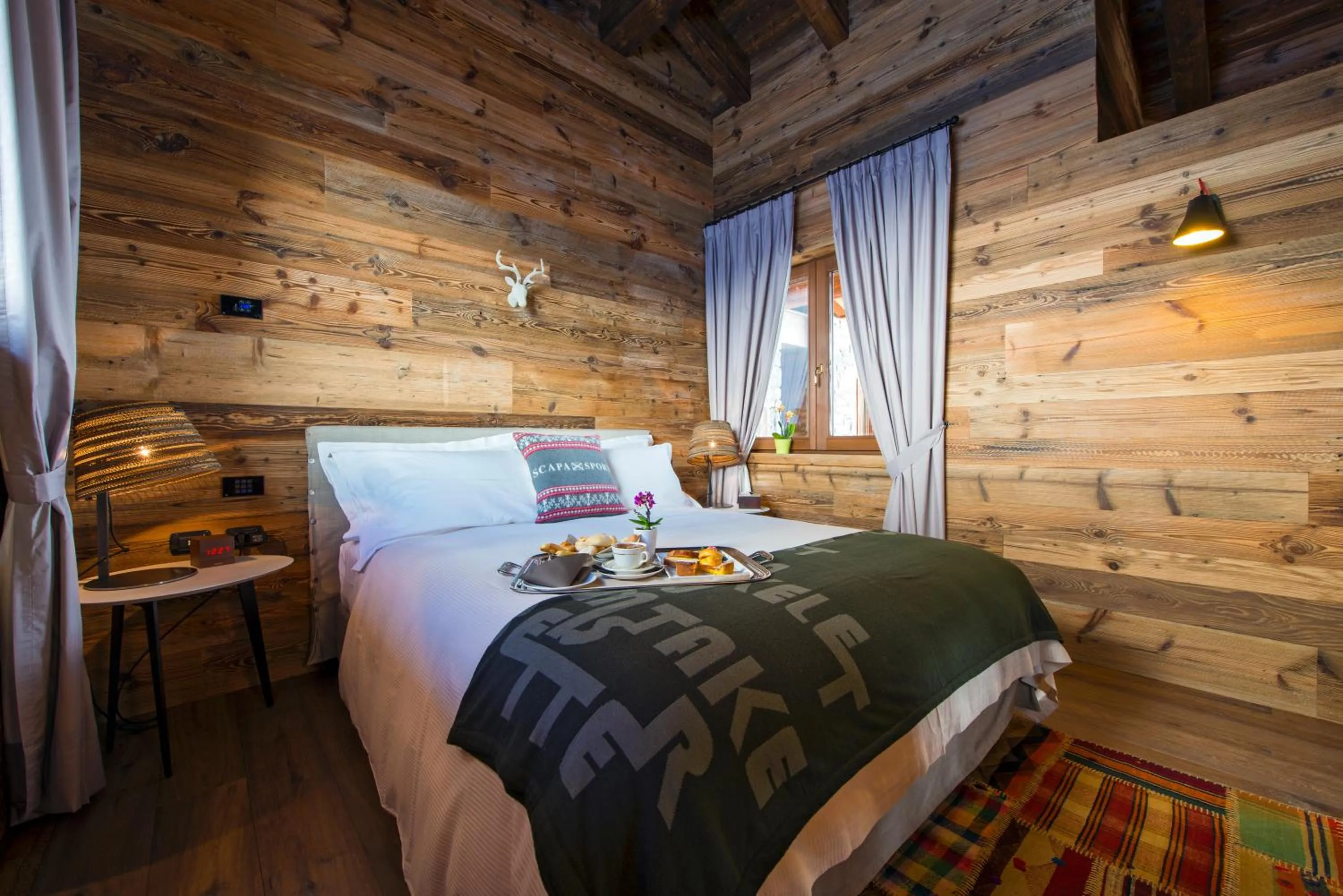 Breakfast, Bed in Hotel Principe delle Nevi