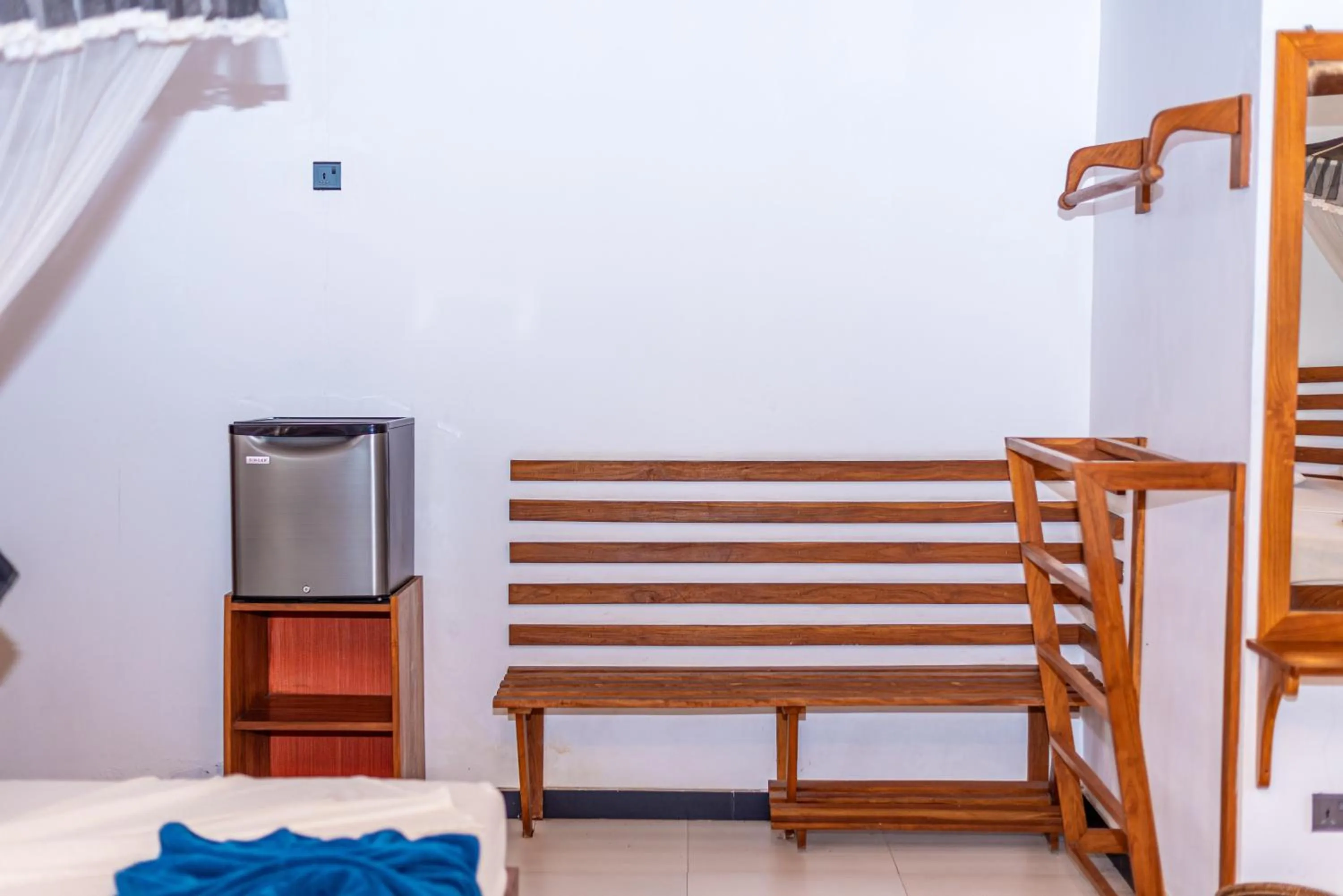 Bed in Eco Hotel Black & White - Anuradhapura