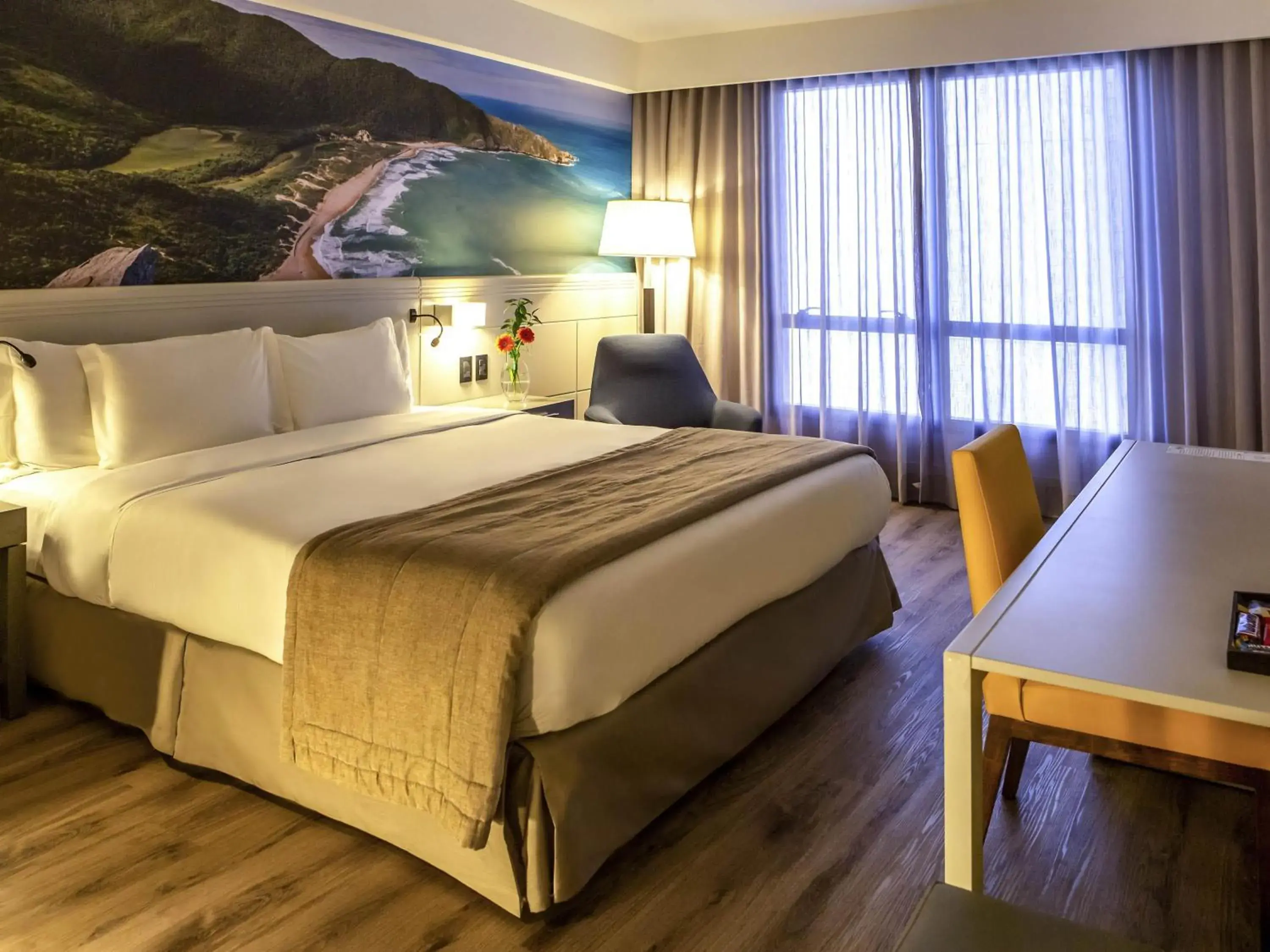 Superior King Room and Partial Ocean View - single occupancy in Novotel Florianopolis Superior King Room and Partial Ocean View - single occupancy in Novotel Florianopolis