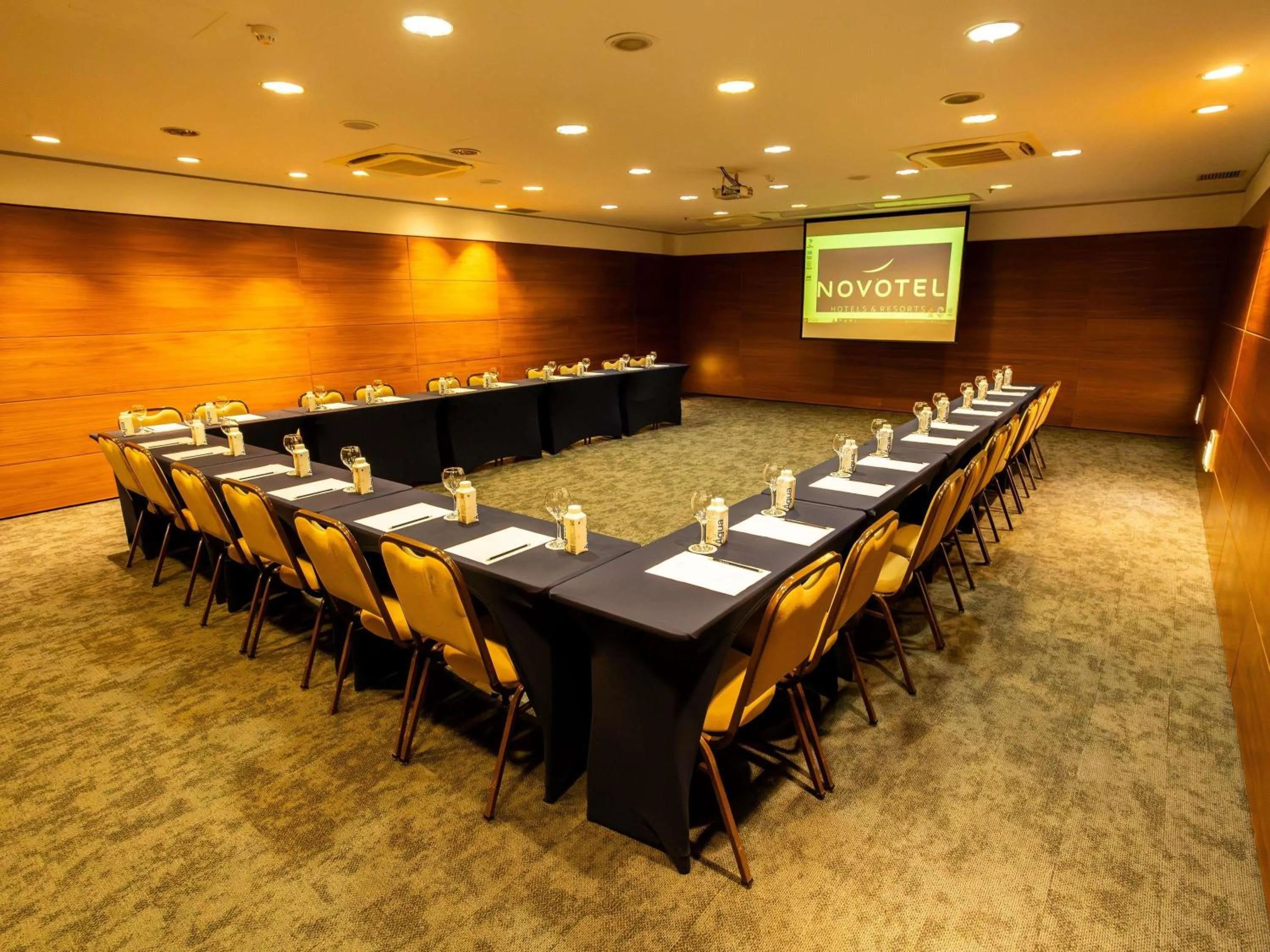 Meeting/conference room in Novotel Florianopolis