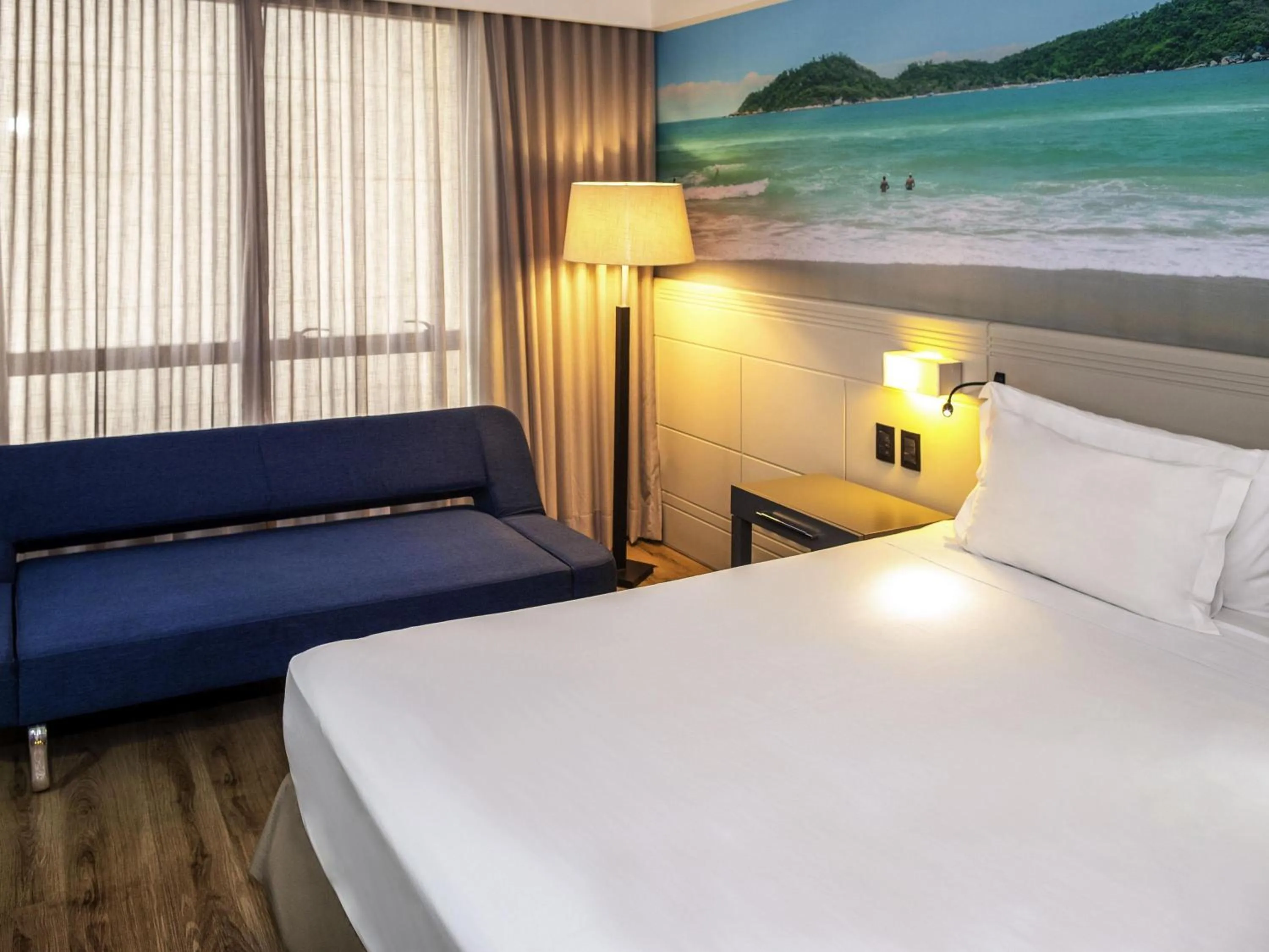 Bedroom, Bed in Novotel Florianopolis