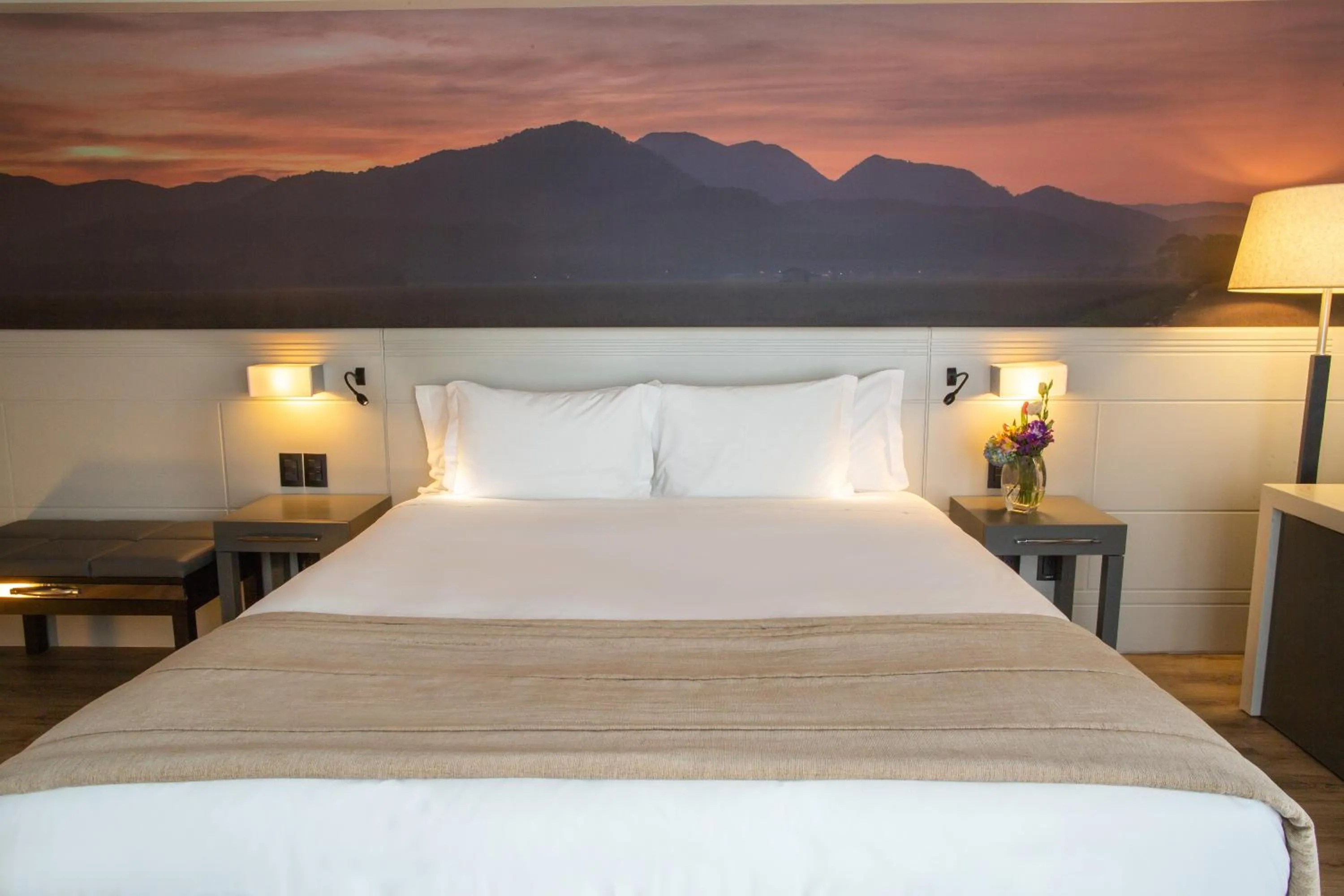 Photo of the whole room, Bed in Novotel Florianopolis