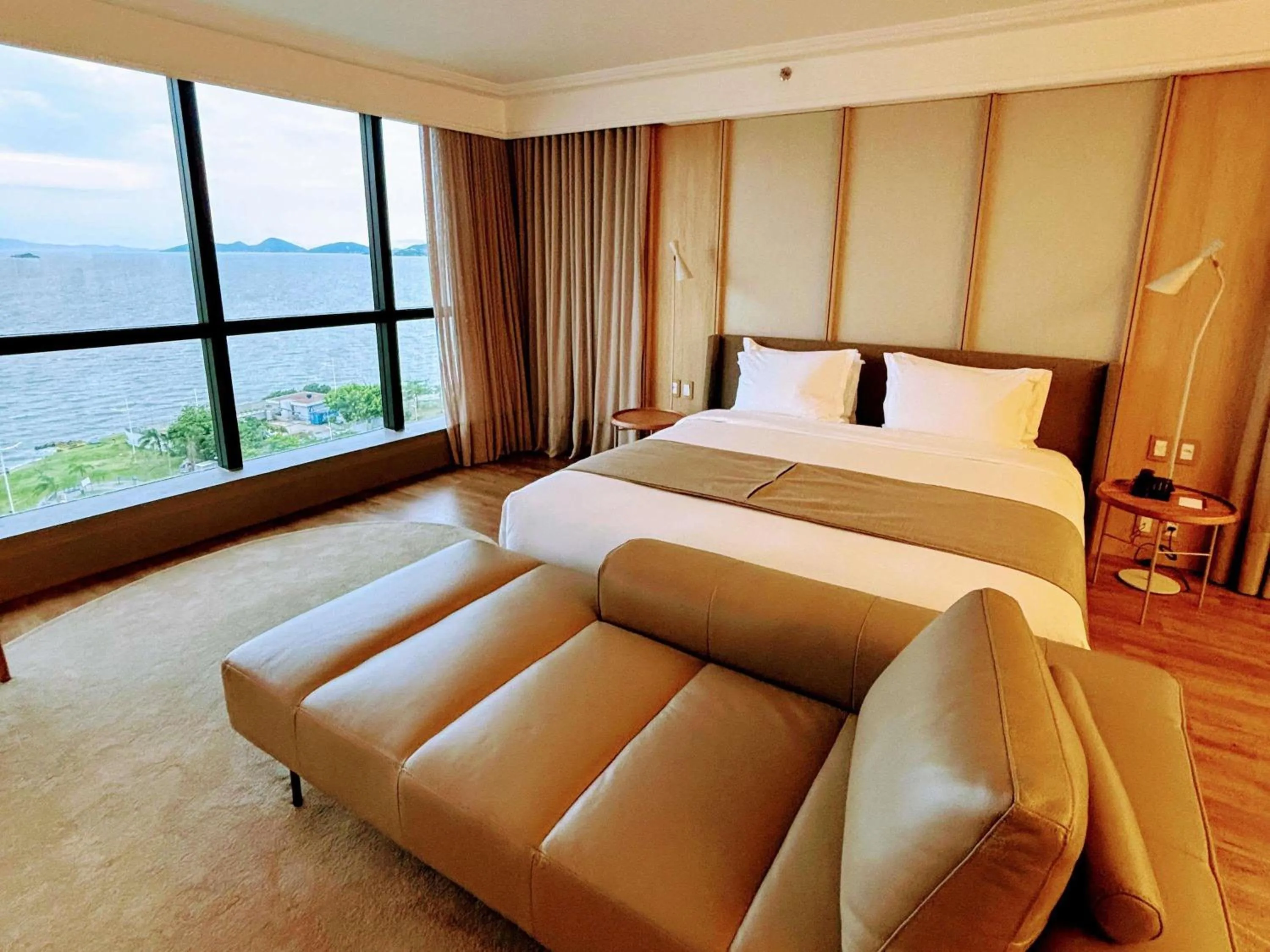 Bedroom, Bed in Novotel Florianopolis