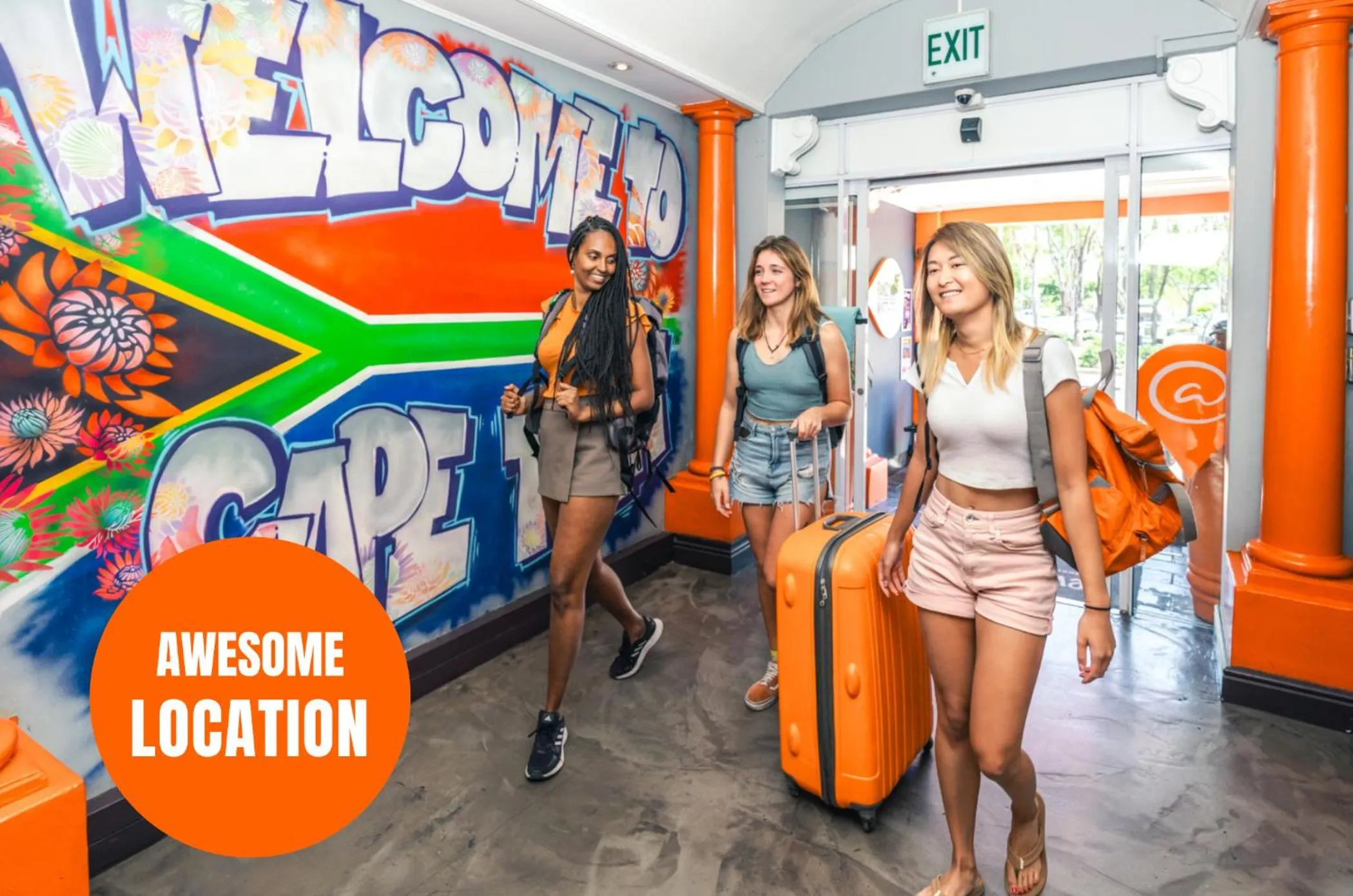 Facade/entrance in Never at Home Green Point