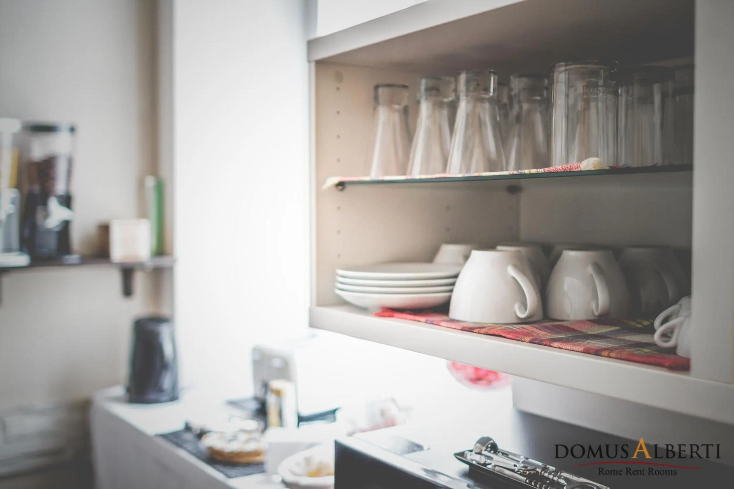 Food and drinks in Domus Alberti Bed & Breakfast