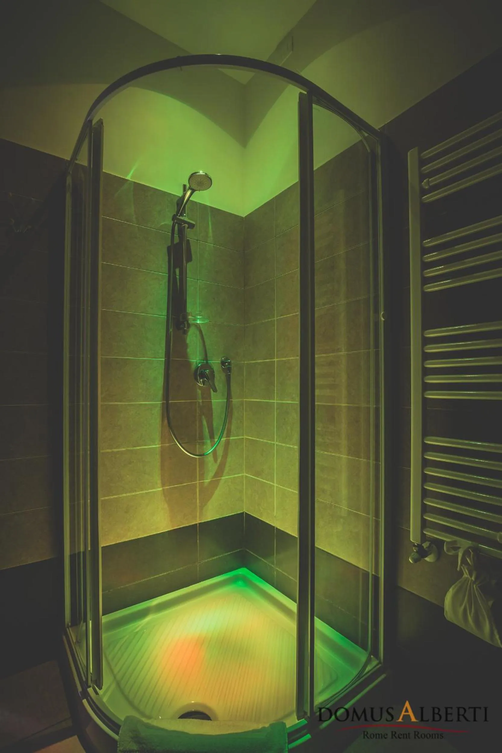 Bathroom in Domus Alberti Bed & Breakfast