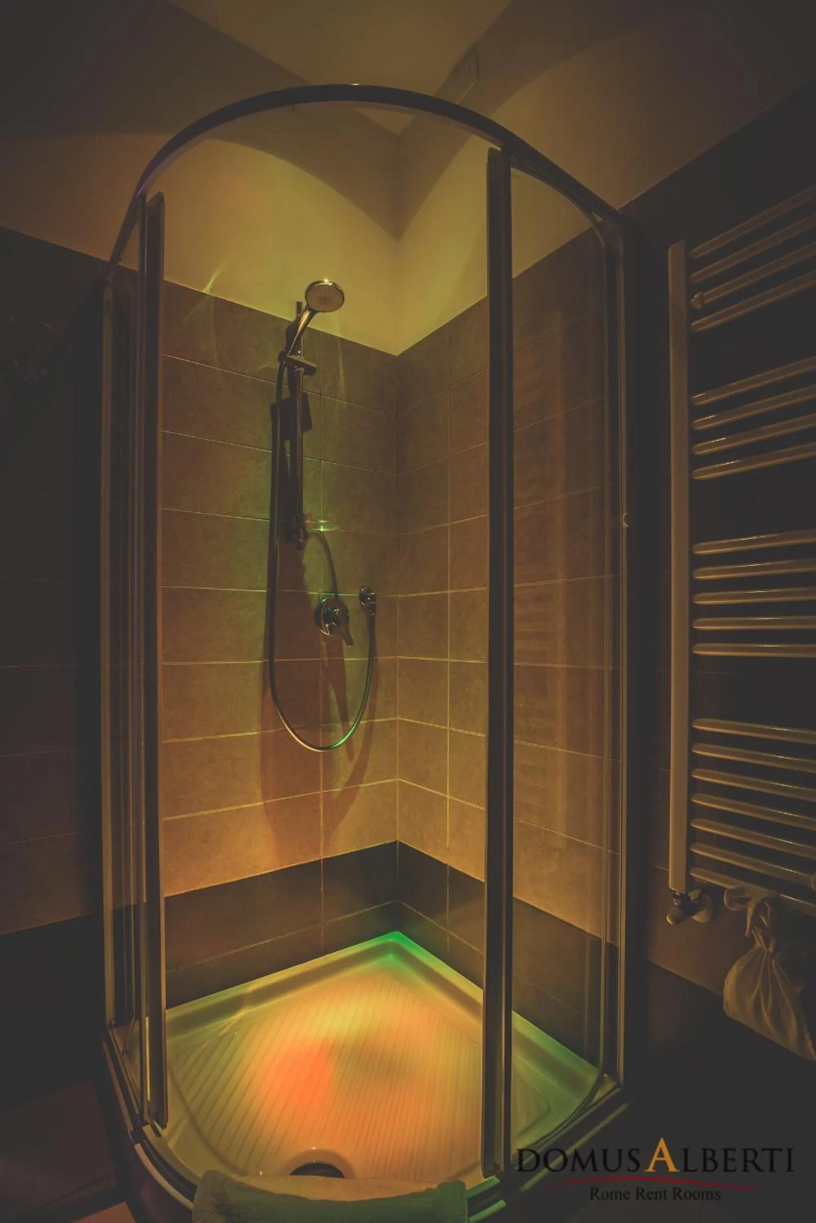 Bathroom in Domus Alberti Bed & Breakfast