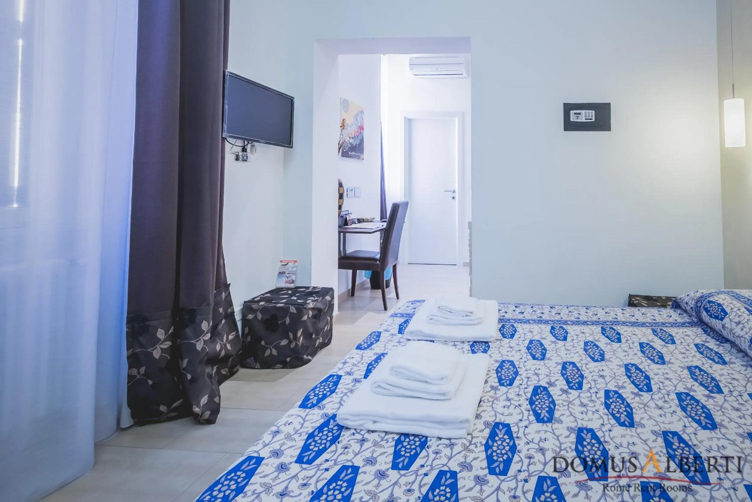 Bed in Domus Alberti Bed & Breakfast