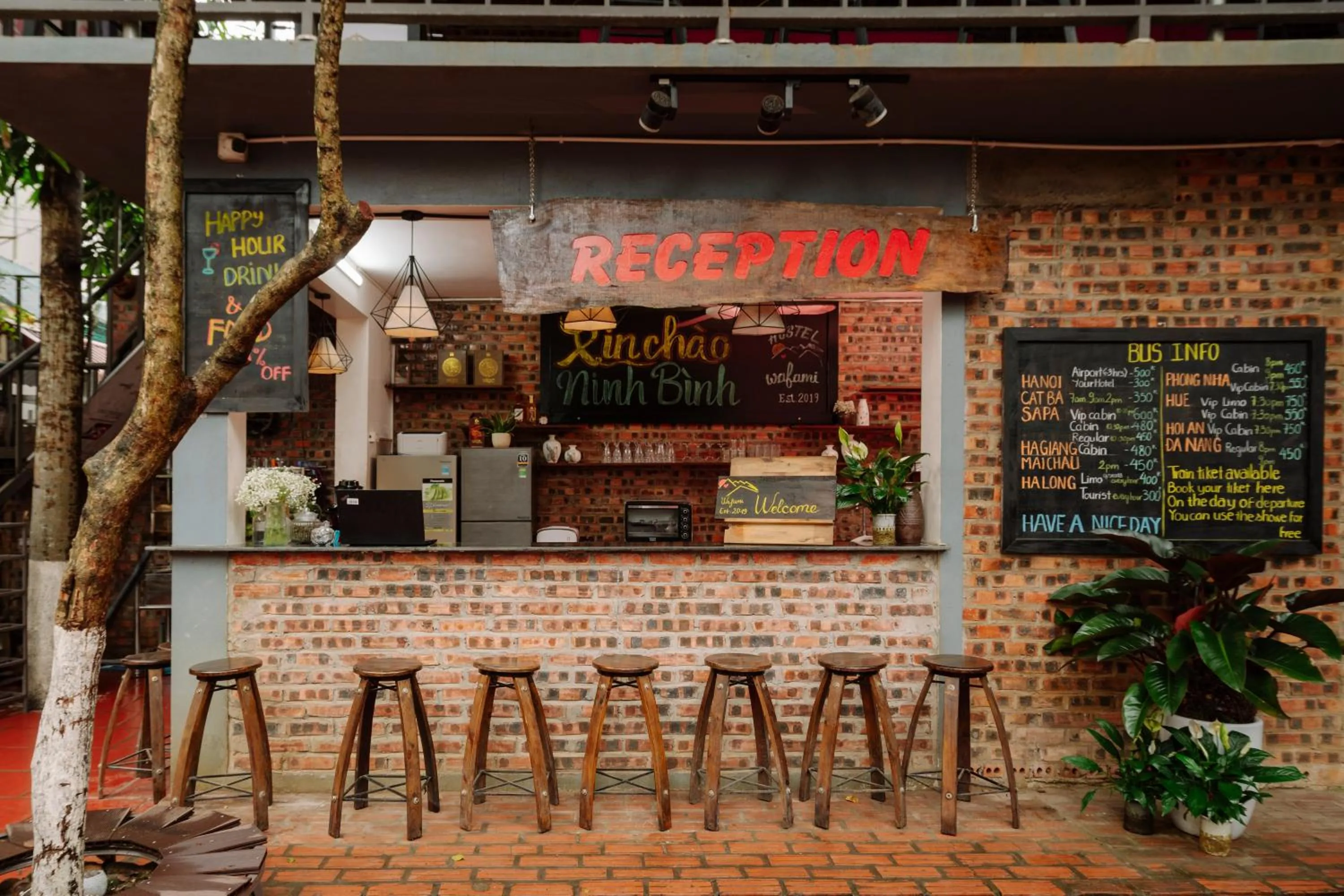 Restaurant/places to eat in Wafami Hostel Ninh Binh