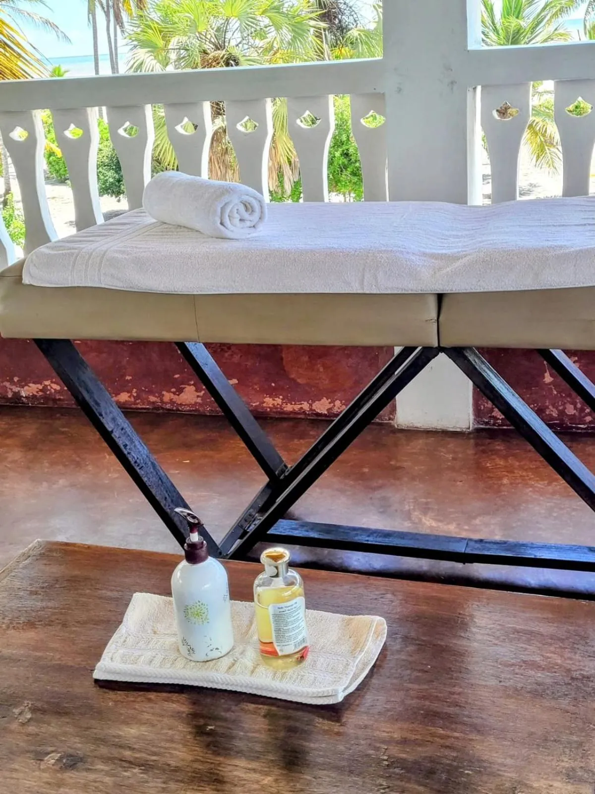Massage in Kijongo Bay Beach Resort