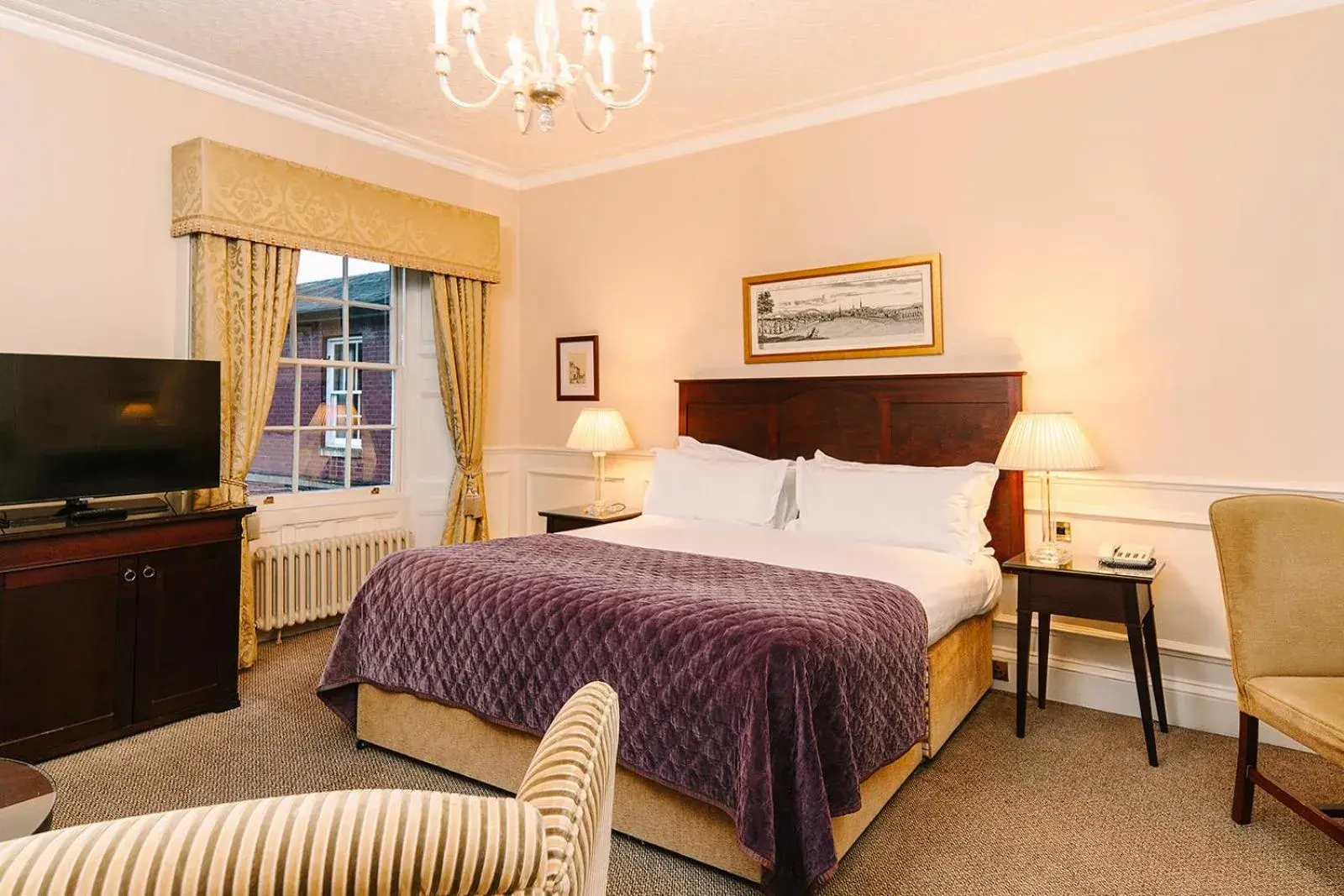 Superior Double Room in Ansty Hall Superior Double Room in Ansty Hall