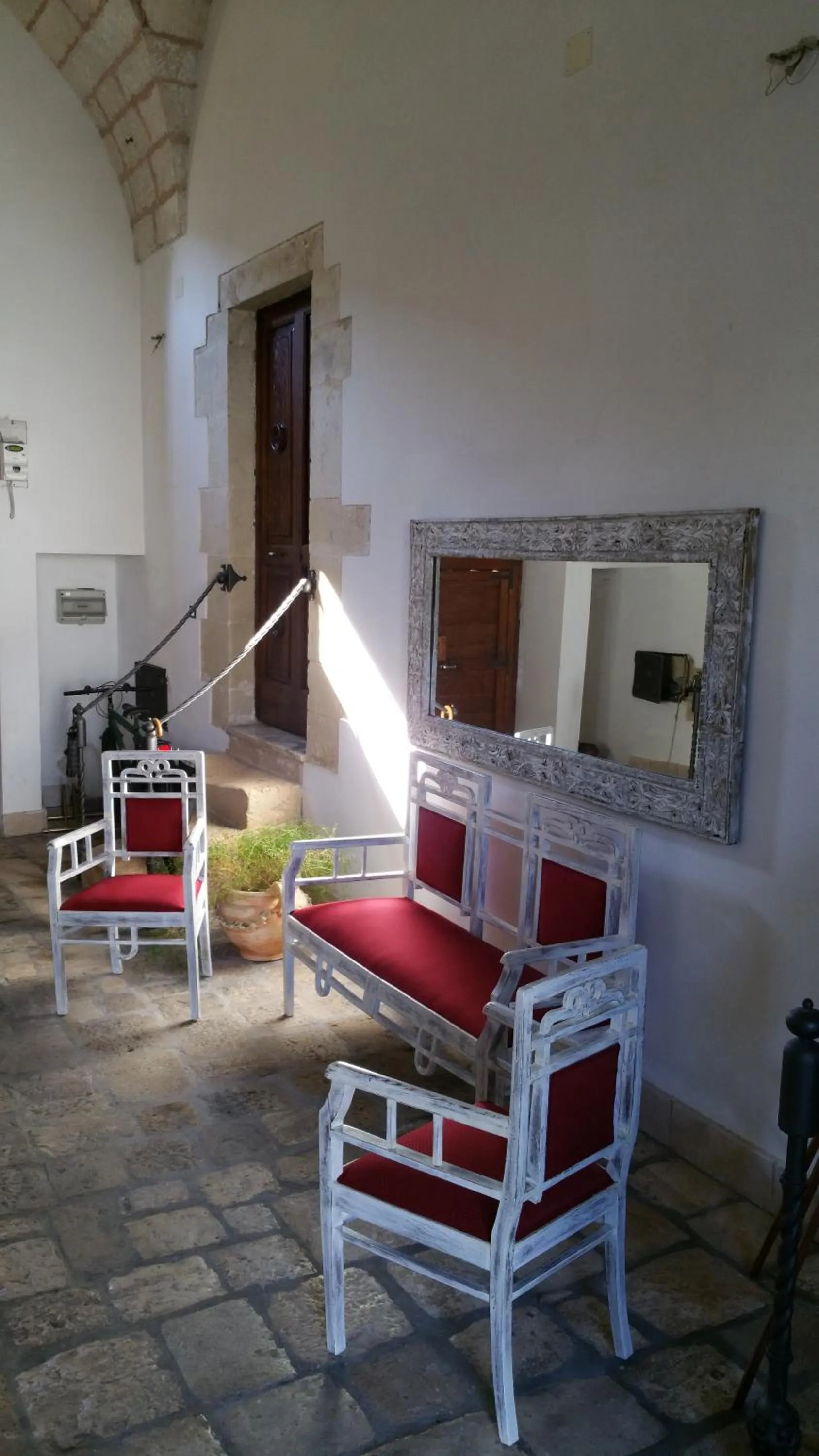 Lobby or reception in Borgo dei Filitti - B&B artistico - Piscina Solarium & Enoteca