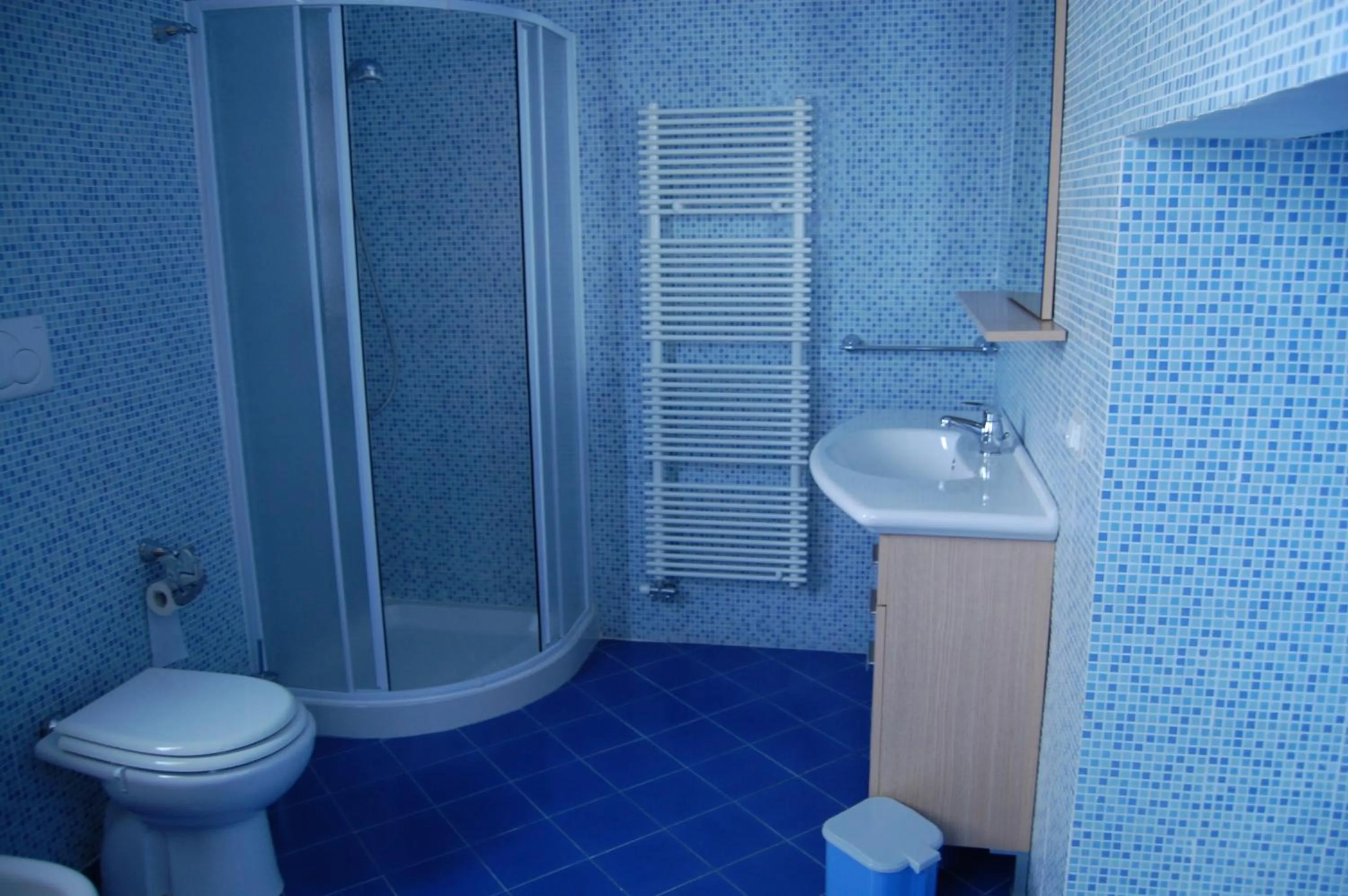 Shower in Borgo dei Filitti - B&B artistico - Piscina Solarium & Enoteca