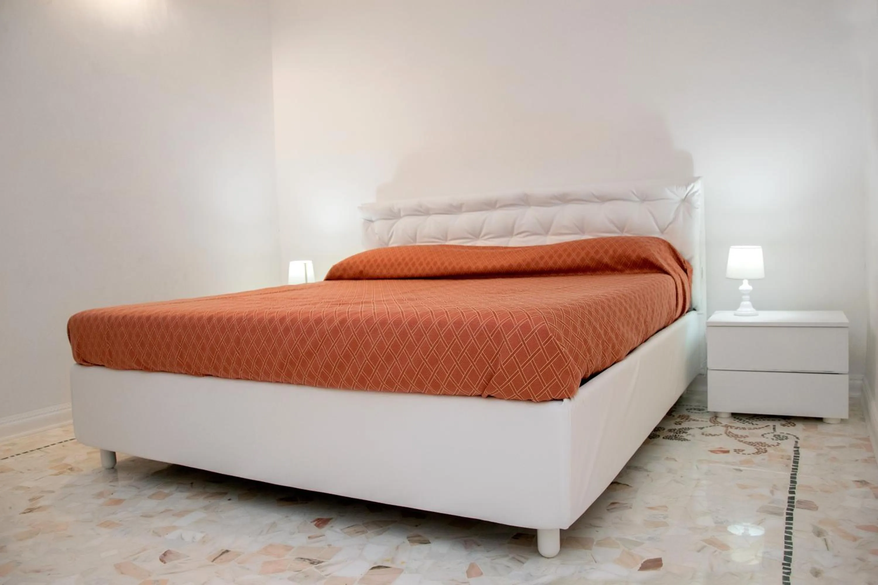 Bedroom, Bed in Borgo dei Filitti - B&B artistico - Piscina Solarium & Enoteca