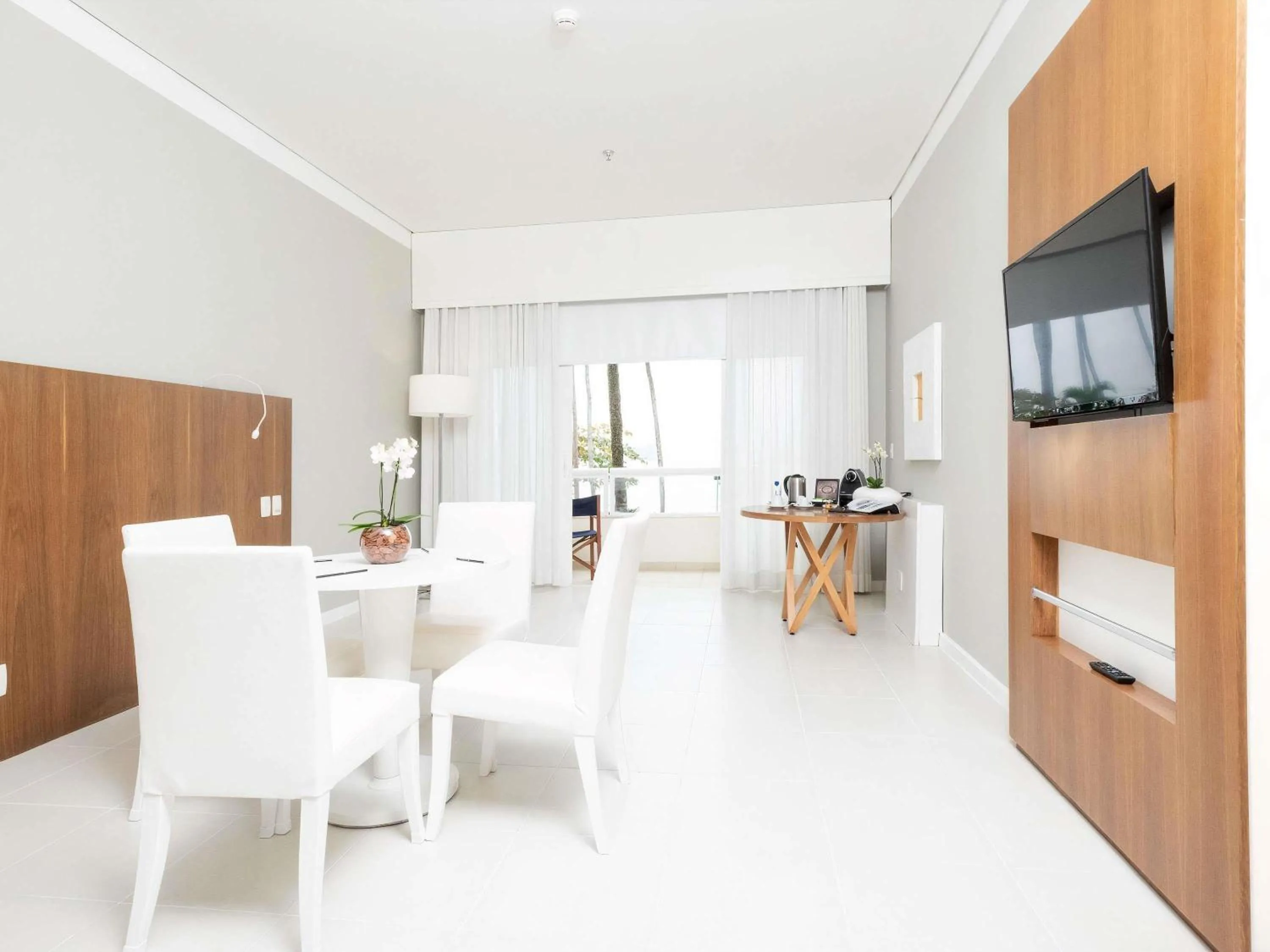 Bedroom in Hotel Jequitimar Guaruja Resort & Spa by Accor - Ex Sofitel