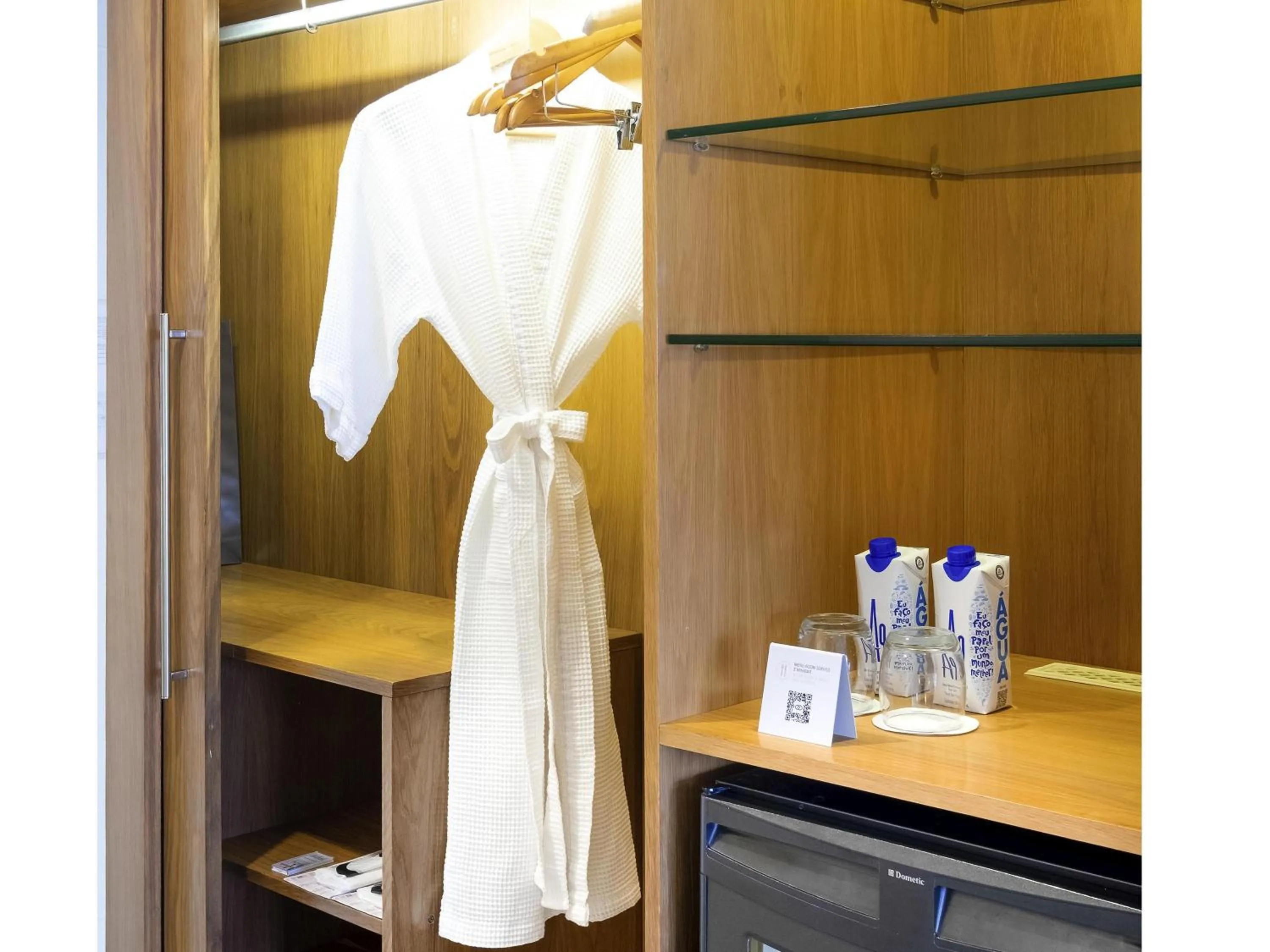 Bedroom in Hotel Jequitimar Guaruja Resort & Spa by Accor - Ex Sofitel