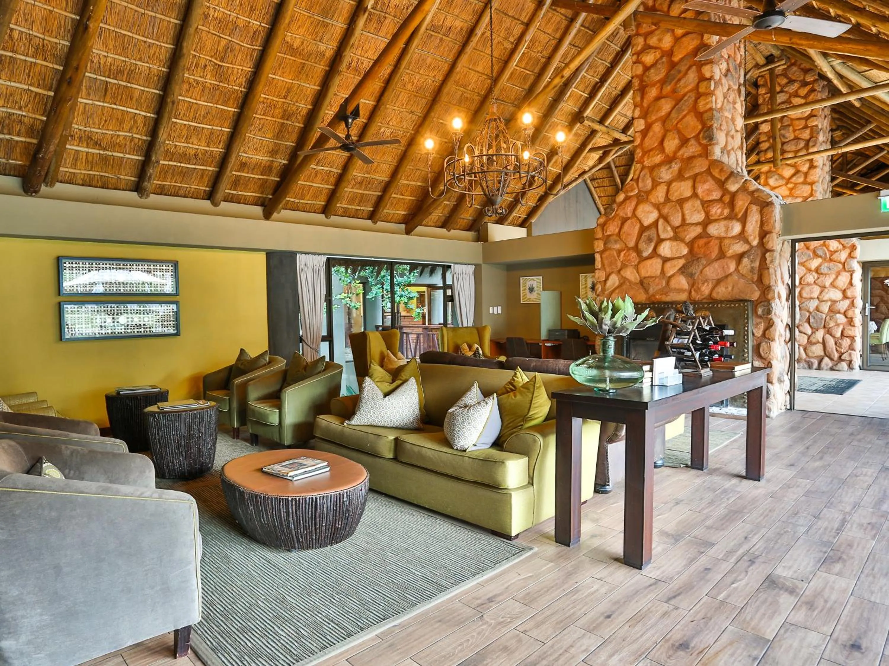Lounge or bar in Ivory Tree Game Lodge