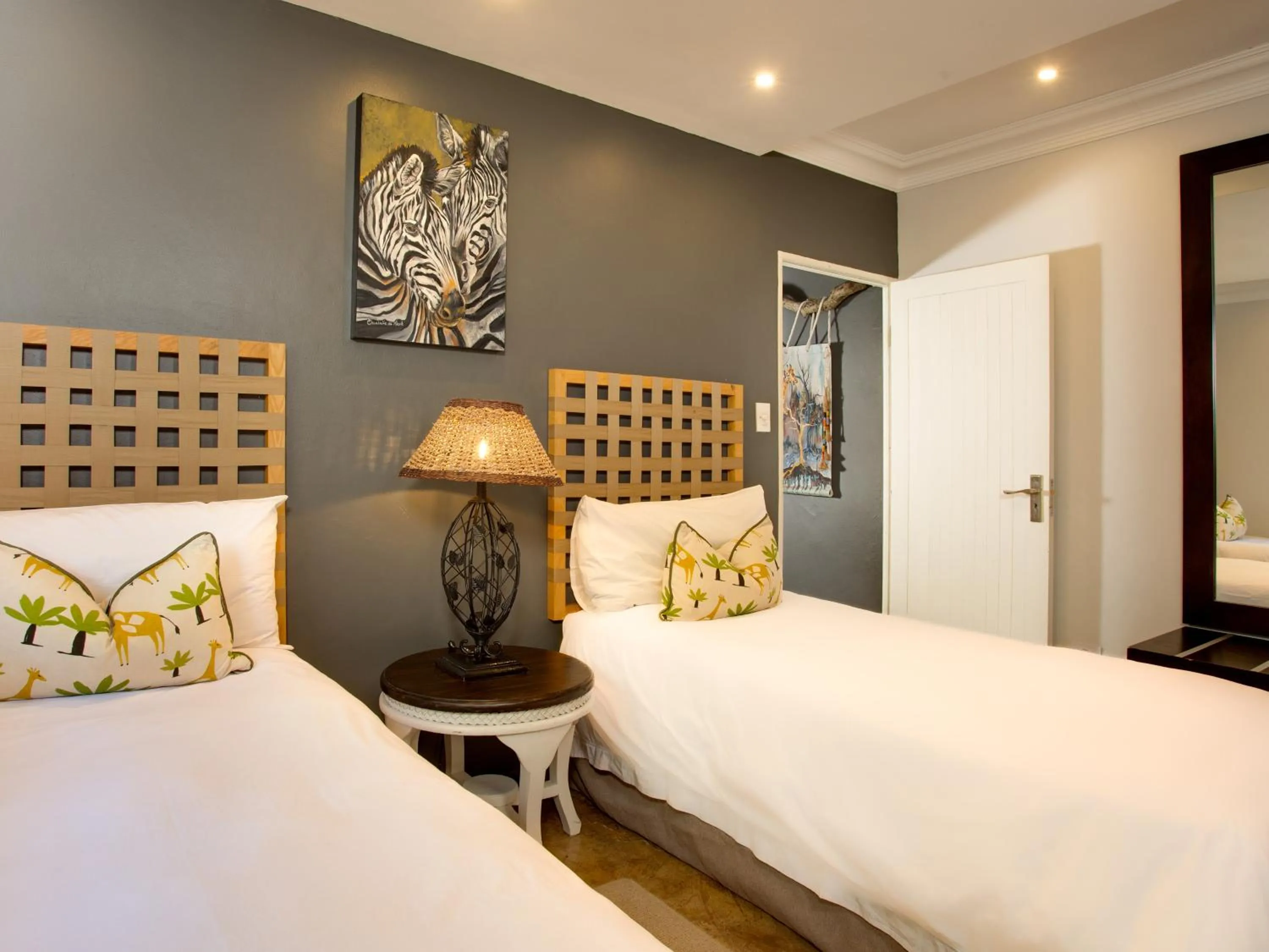 Bed in Ivory Tree Game Lodge