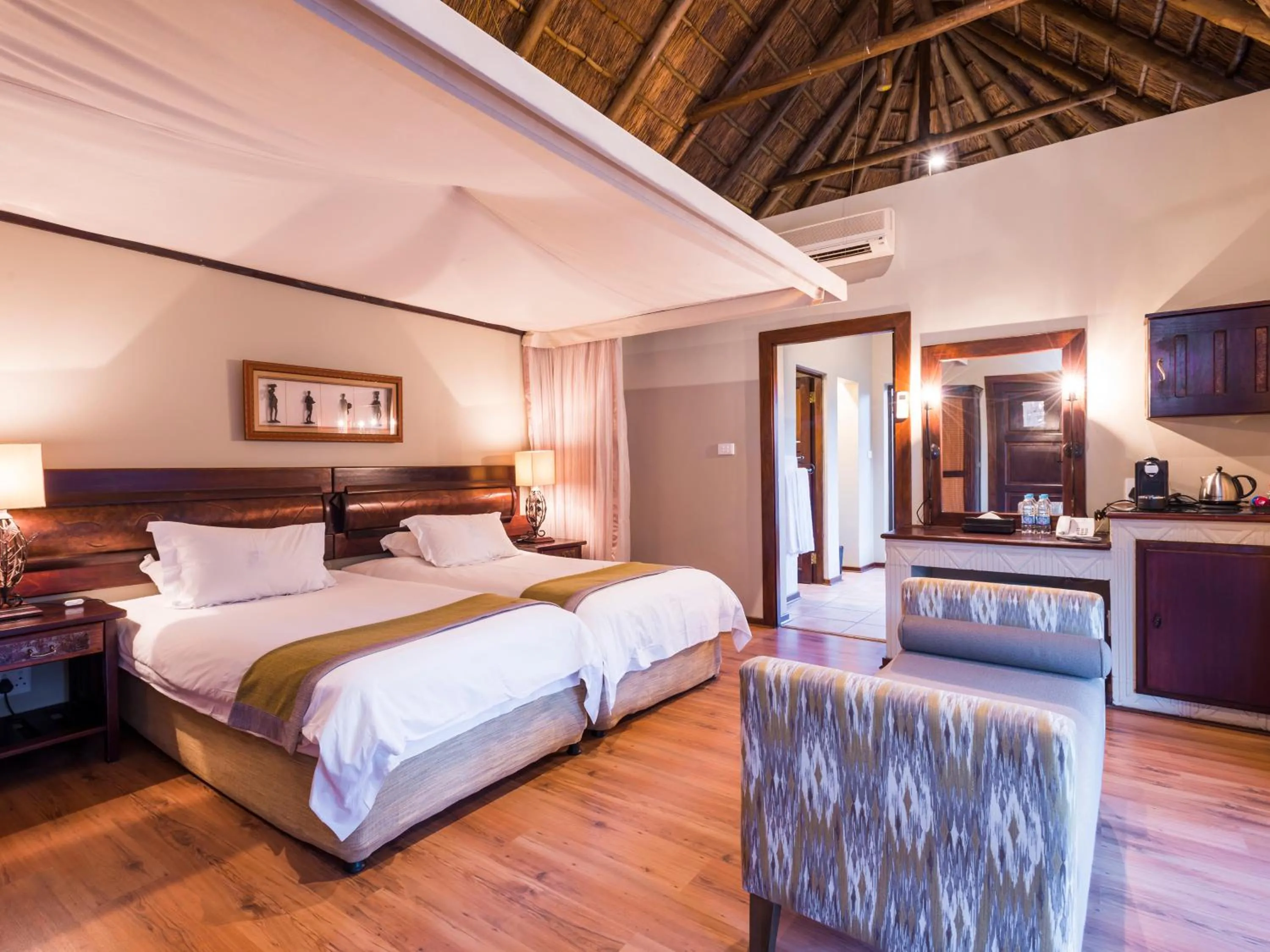 Bed in Ivory Tree Game Lodge