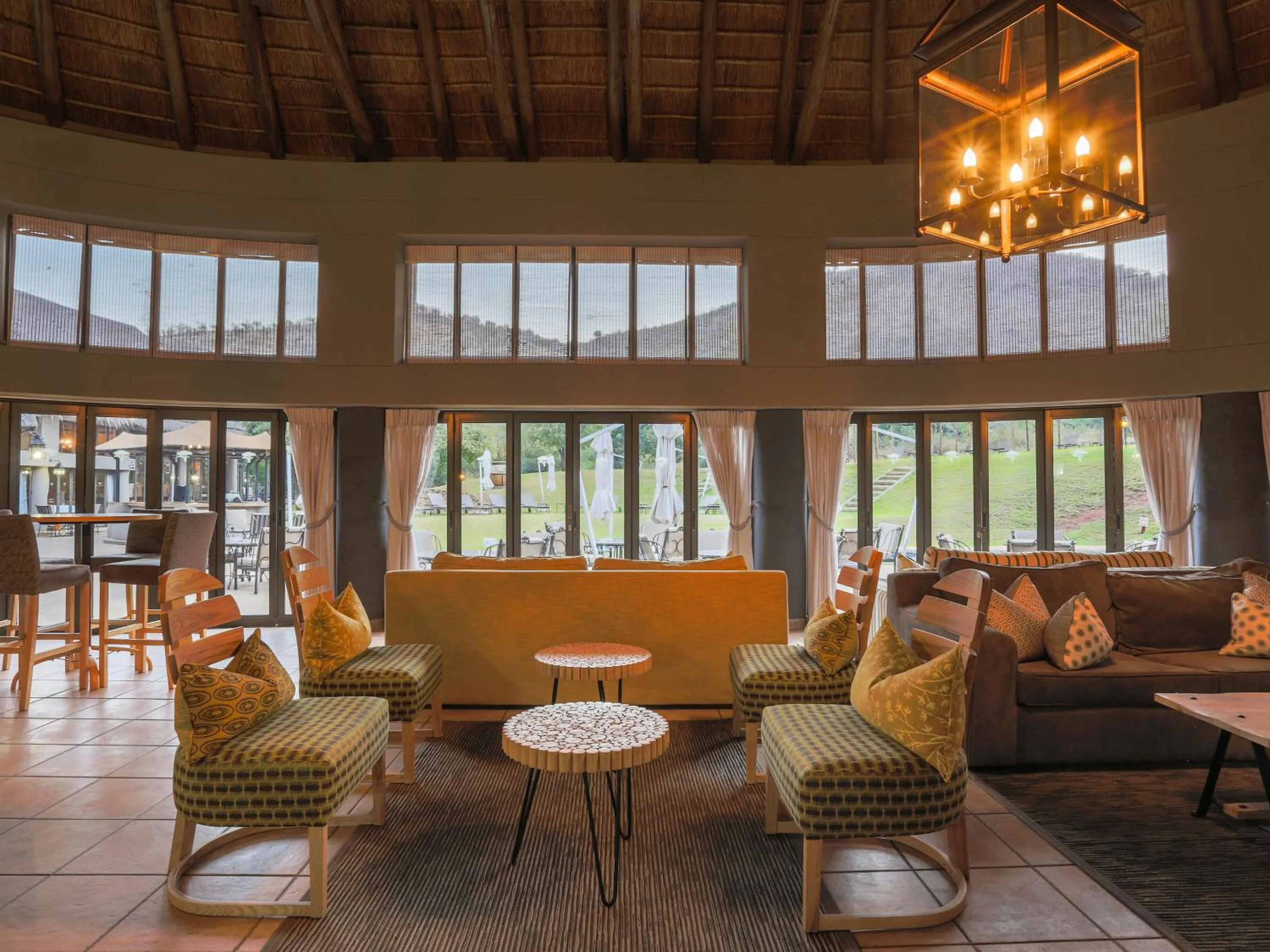 Lounge or bar in Ivory Tree Game Lodge