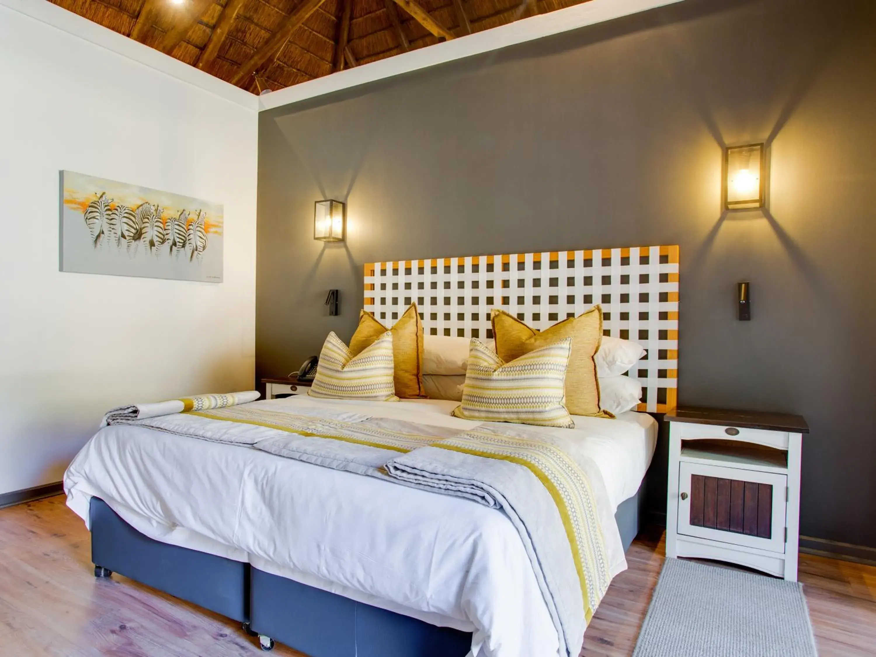 Bedroom, Bed in Ivory Tree Game Lodge Bedroom, Bed in Ivory Tree Game Lodge