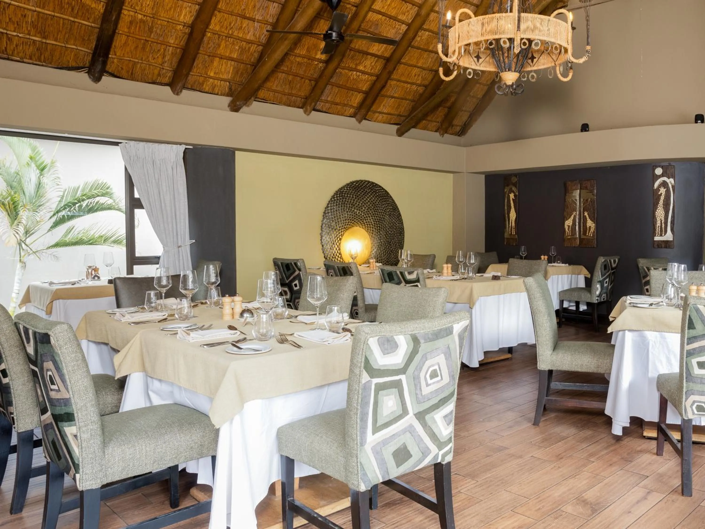 Dining area in Ivory Tree Game Lodge