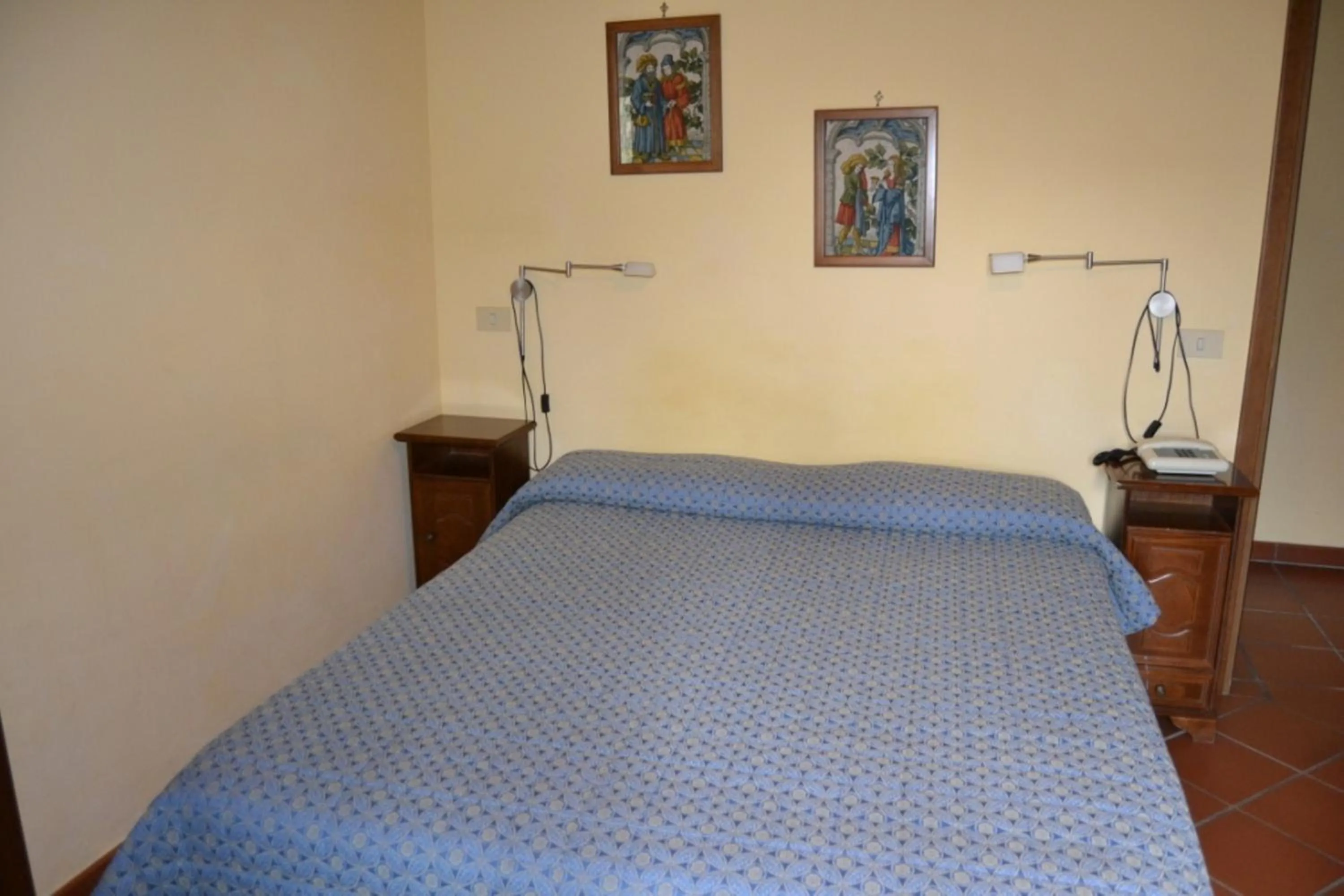 Bedroom, Bed in Hotel Valle dell' Oro