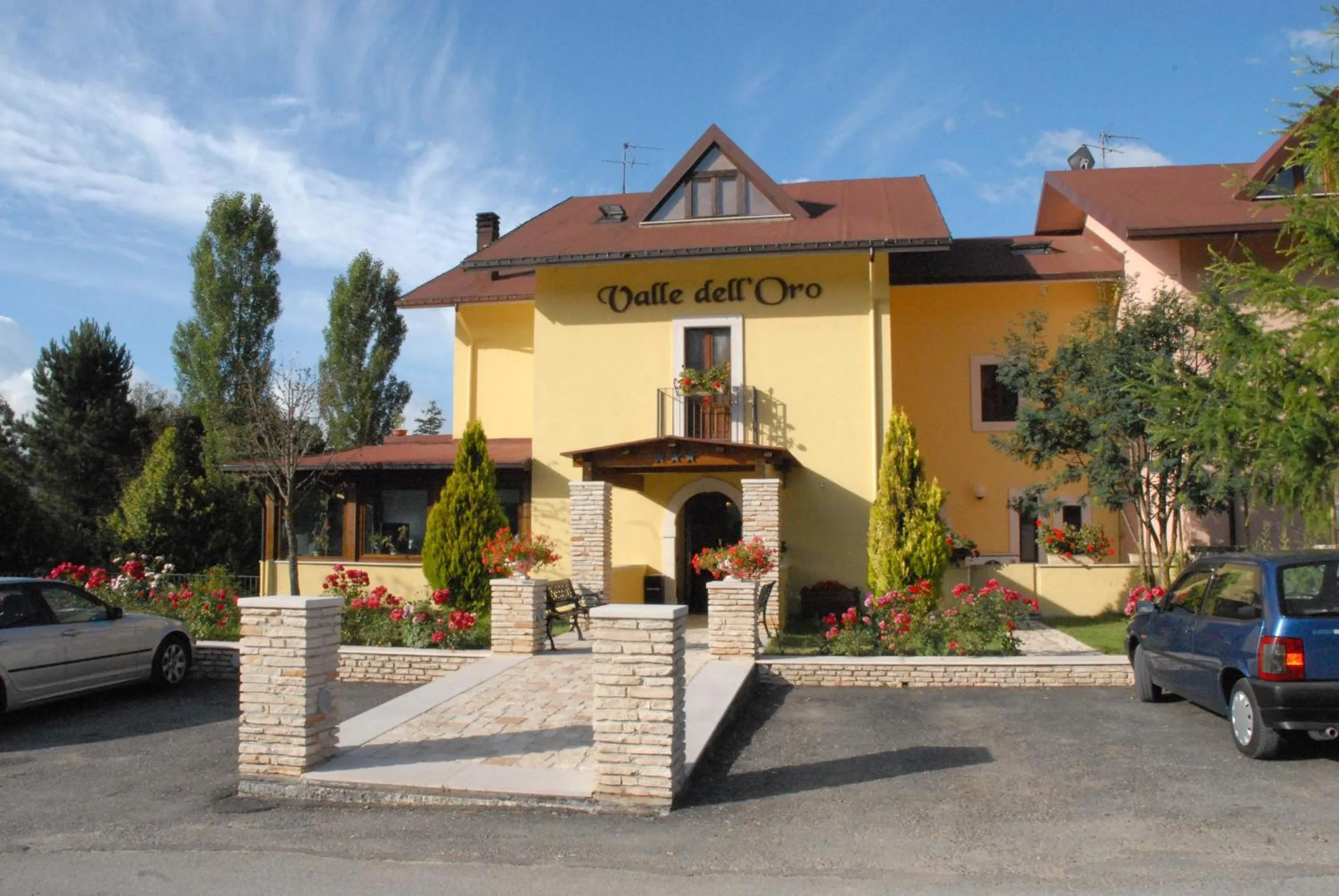 Facade/entrance in Hotel Valle dell' Oro