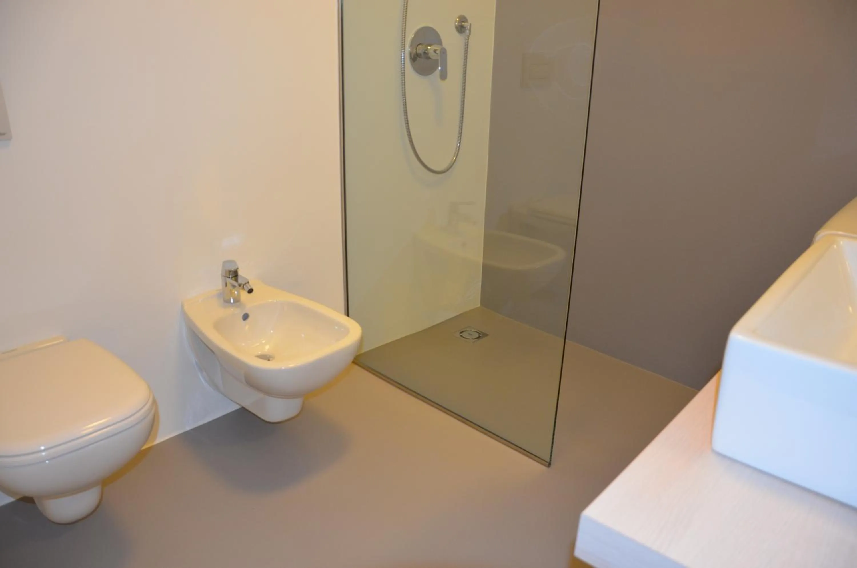 Shower in Palazzo Oltre
