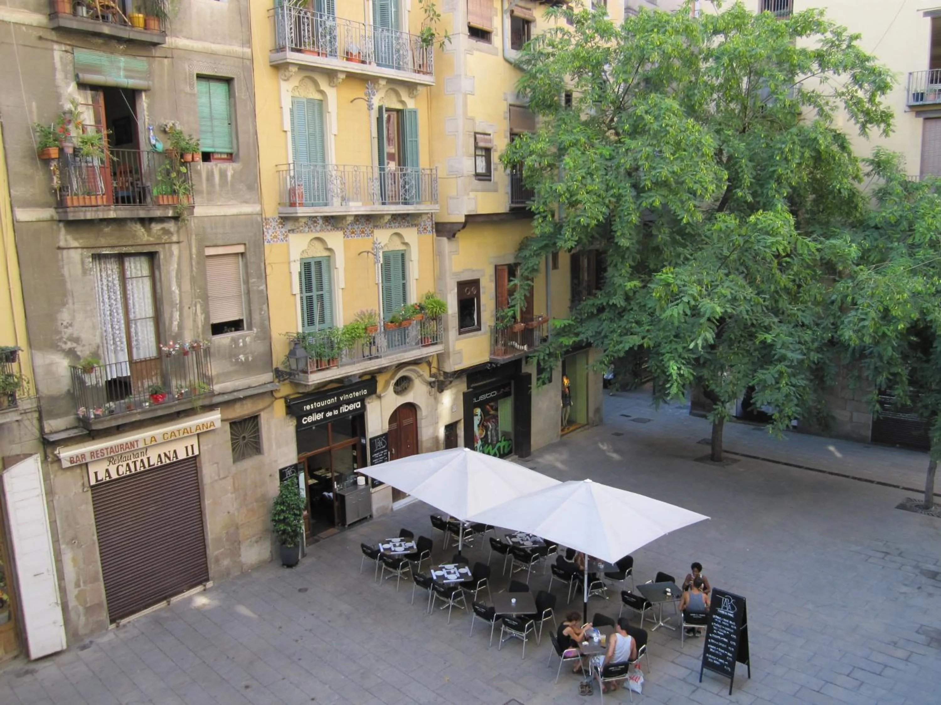 Neighbourhood in Olles Apartment