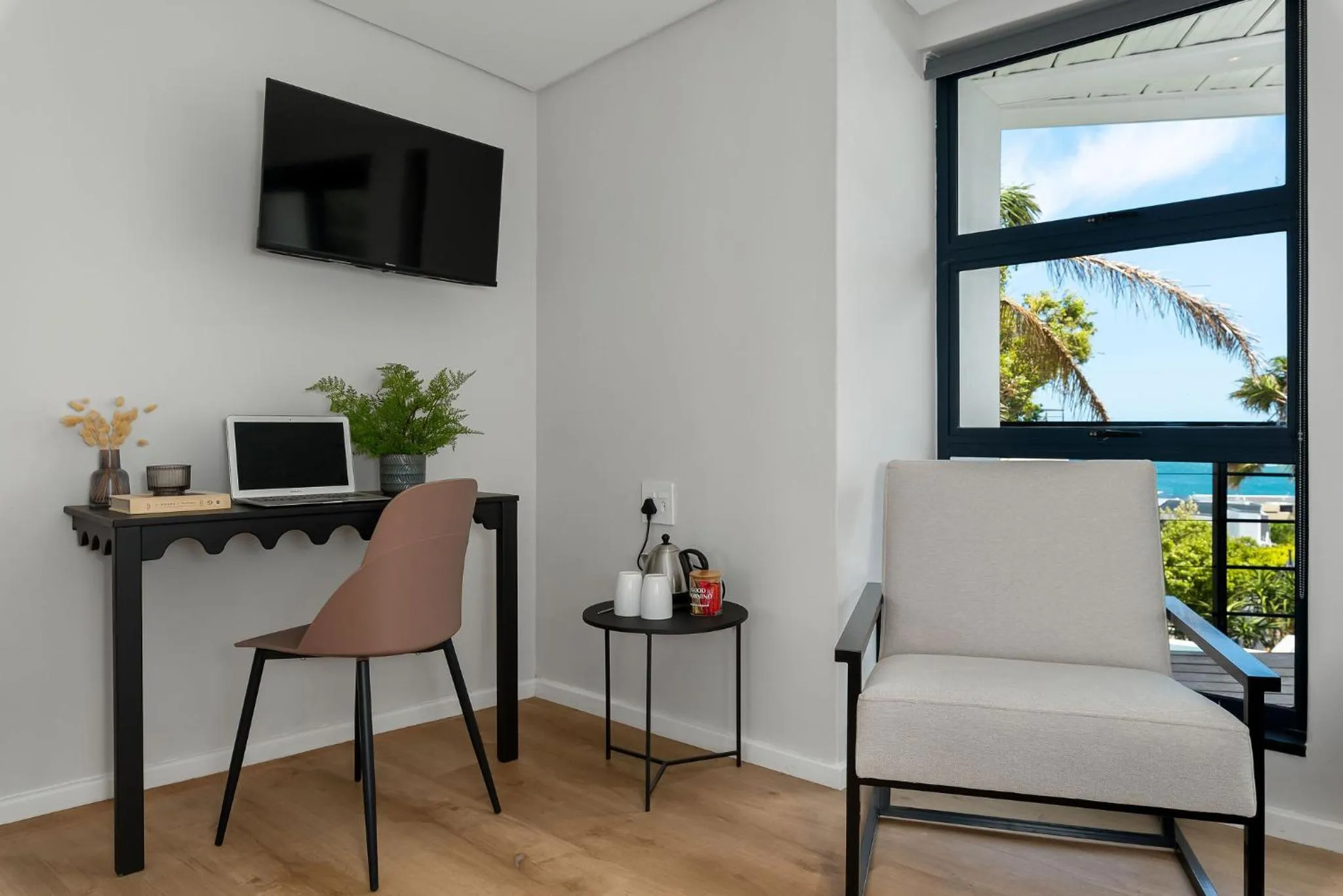 Coffee/tea facilities in Neighbourgood 1st Crescent