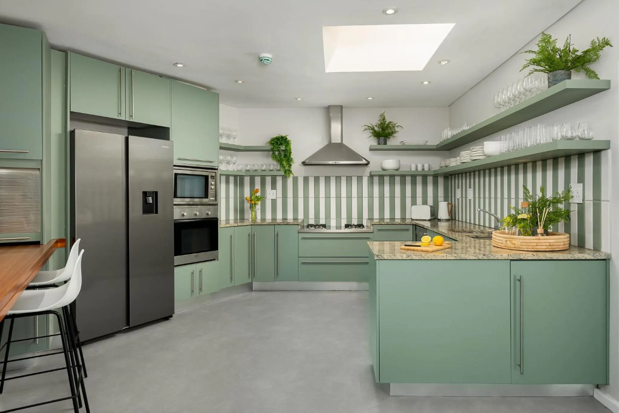 Coffee/tea facilities in Neighbourgood 1st Crescent