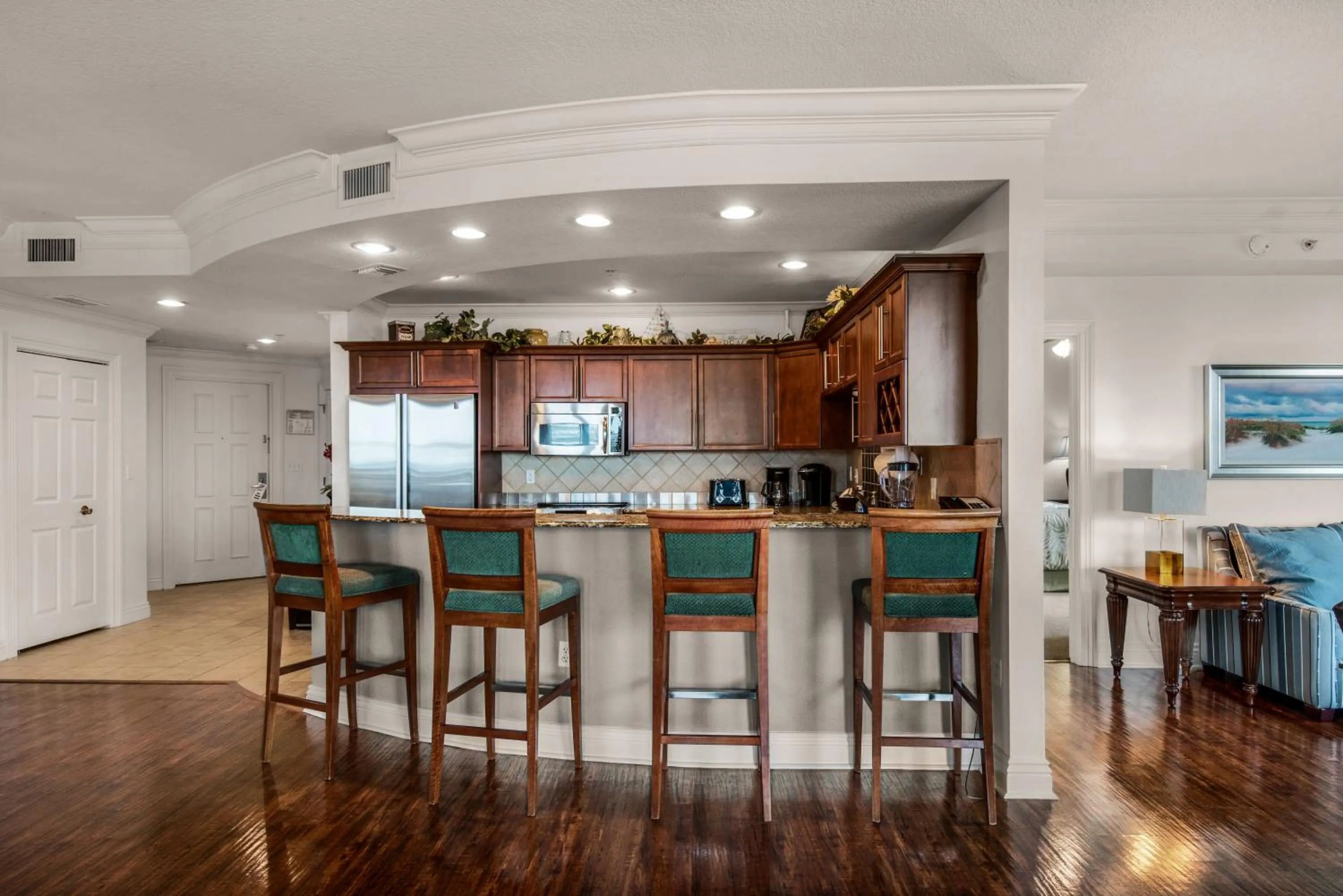Bright, Corner Unit With Incredible Gulf And Sunset Views!