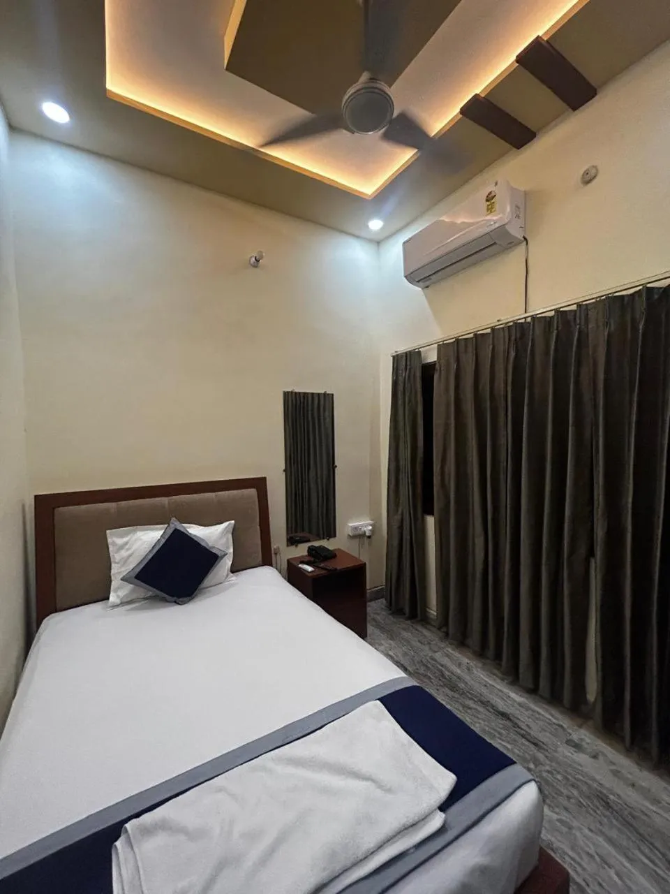 Bed in Kashyaam Inn