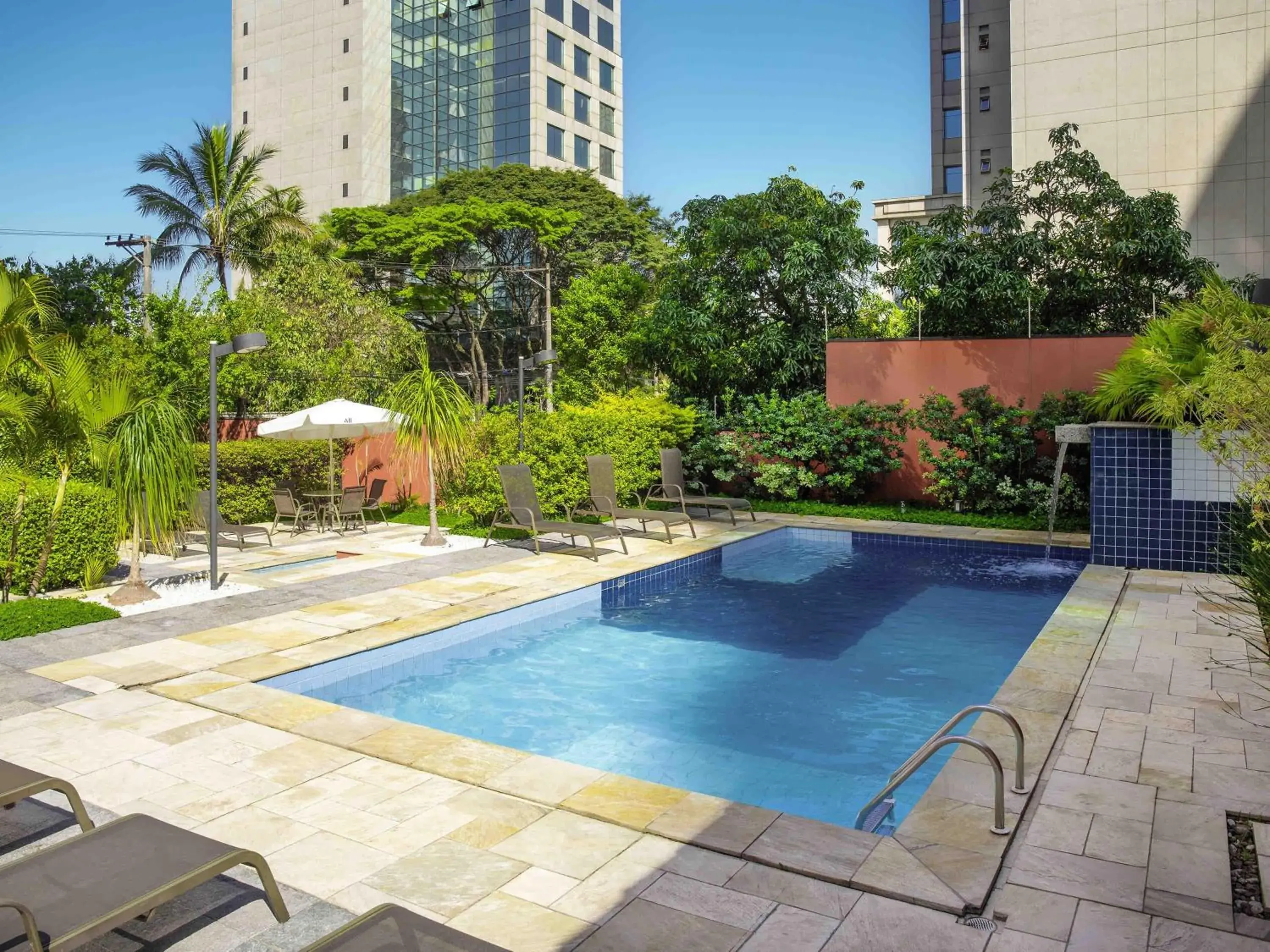 Property building in Mercure Sao Paulo Berrini Property building in Mercure Sao Paulo Berrini