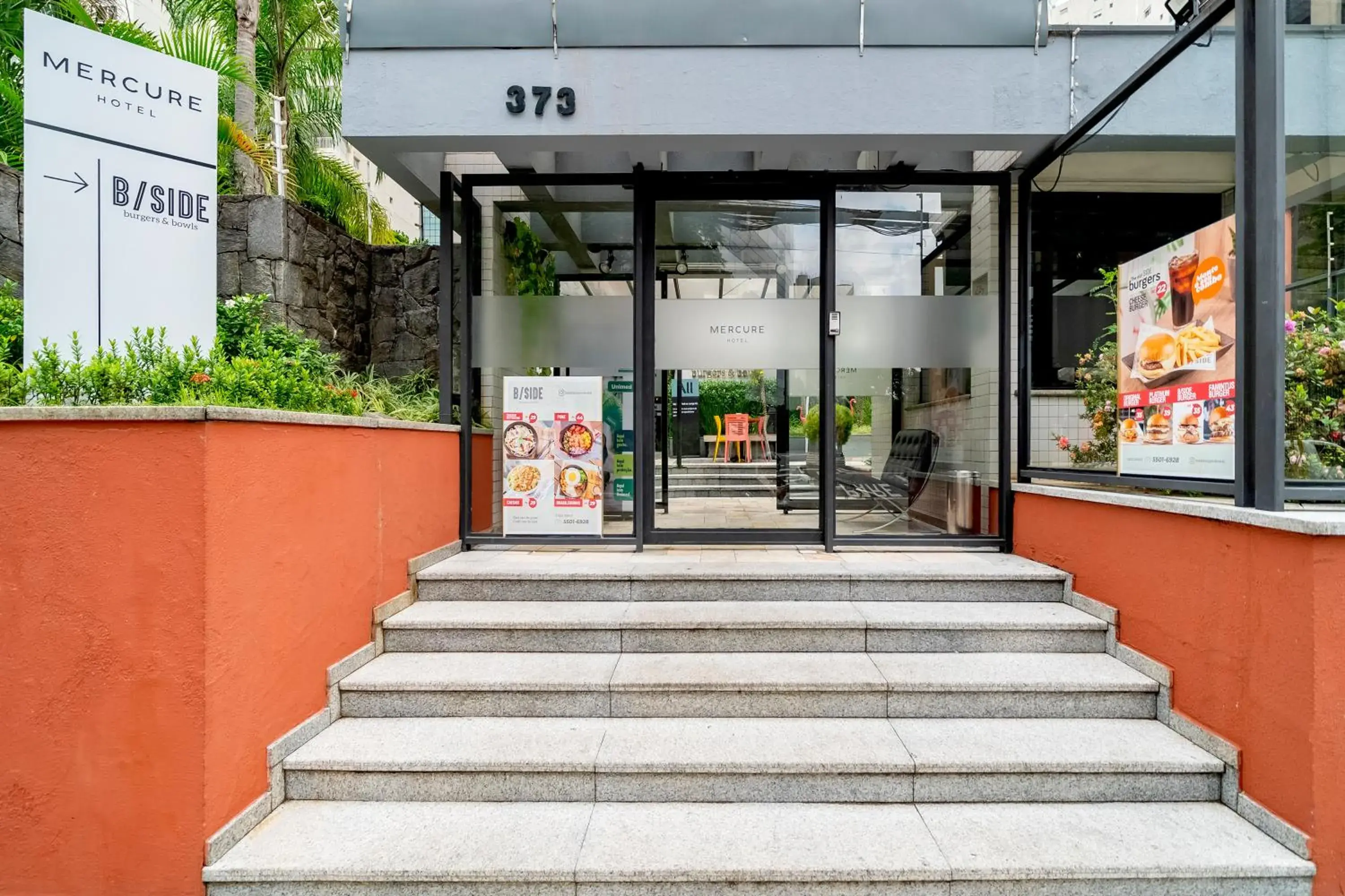 Property building in Mercure Sao Paulo Berrini Property building in Mercure Sao Paulo Berrini