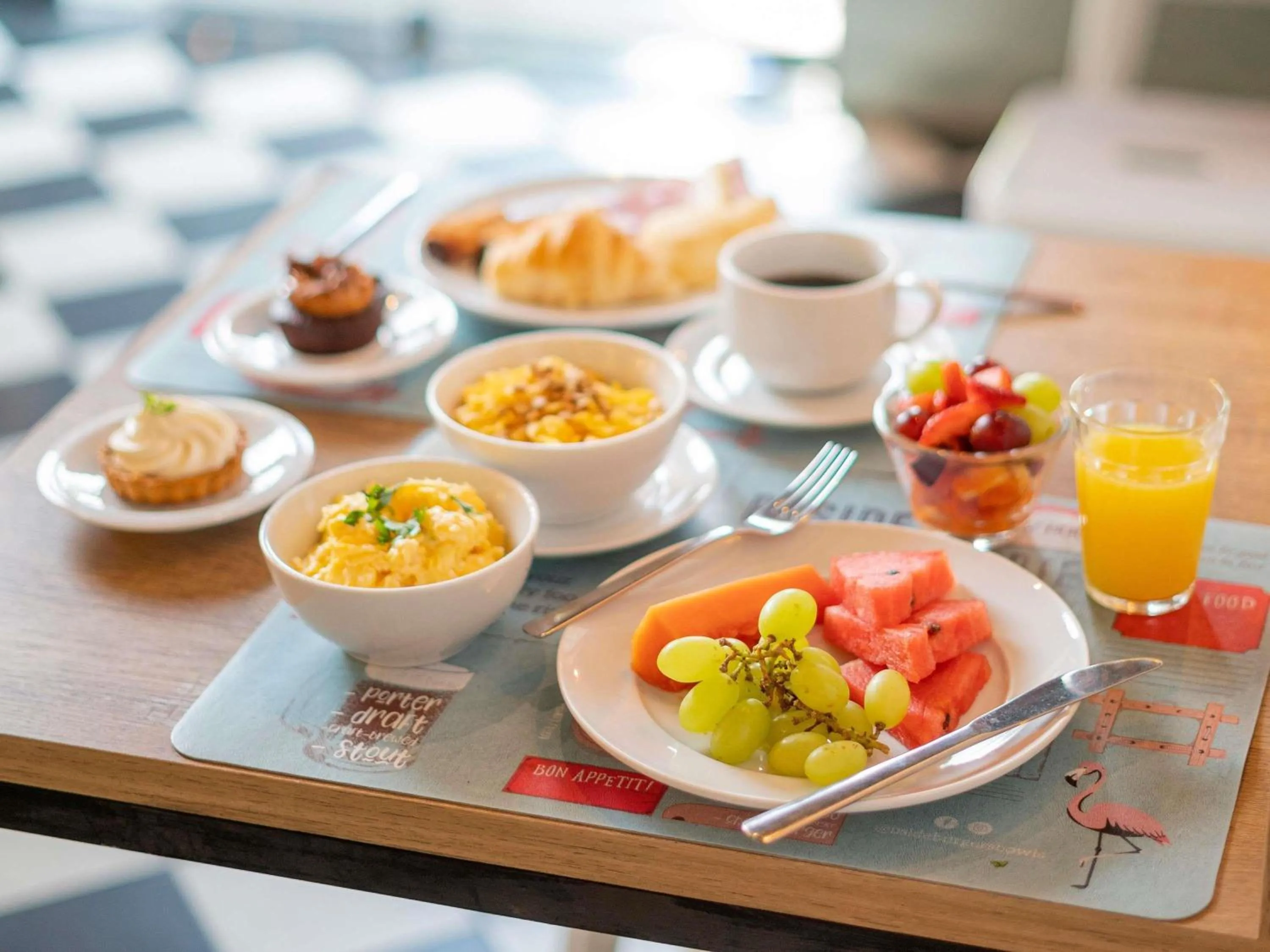 Restaurant/places to eat in Mercure Sao Paulo Berrini