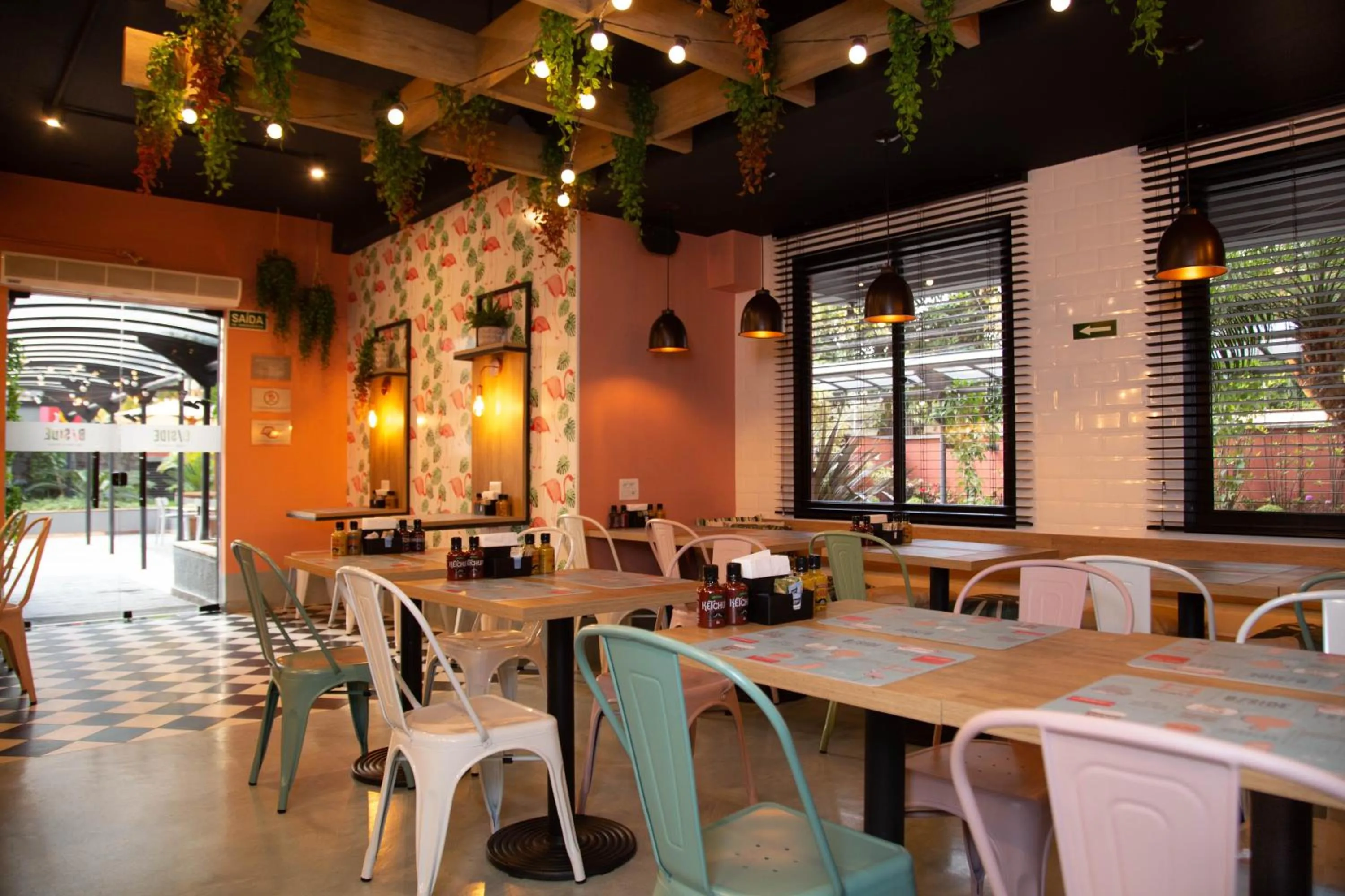 Restaurant/places to eat in Mercure Sao Paulo Berrini