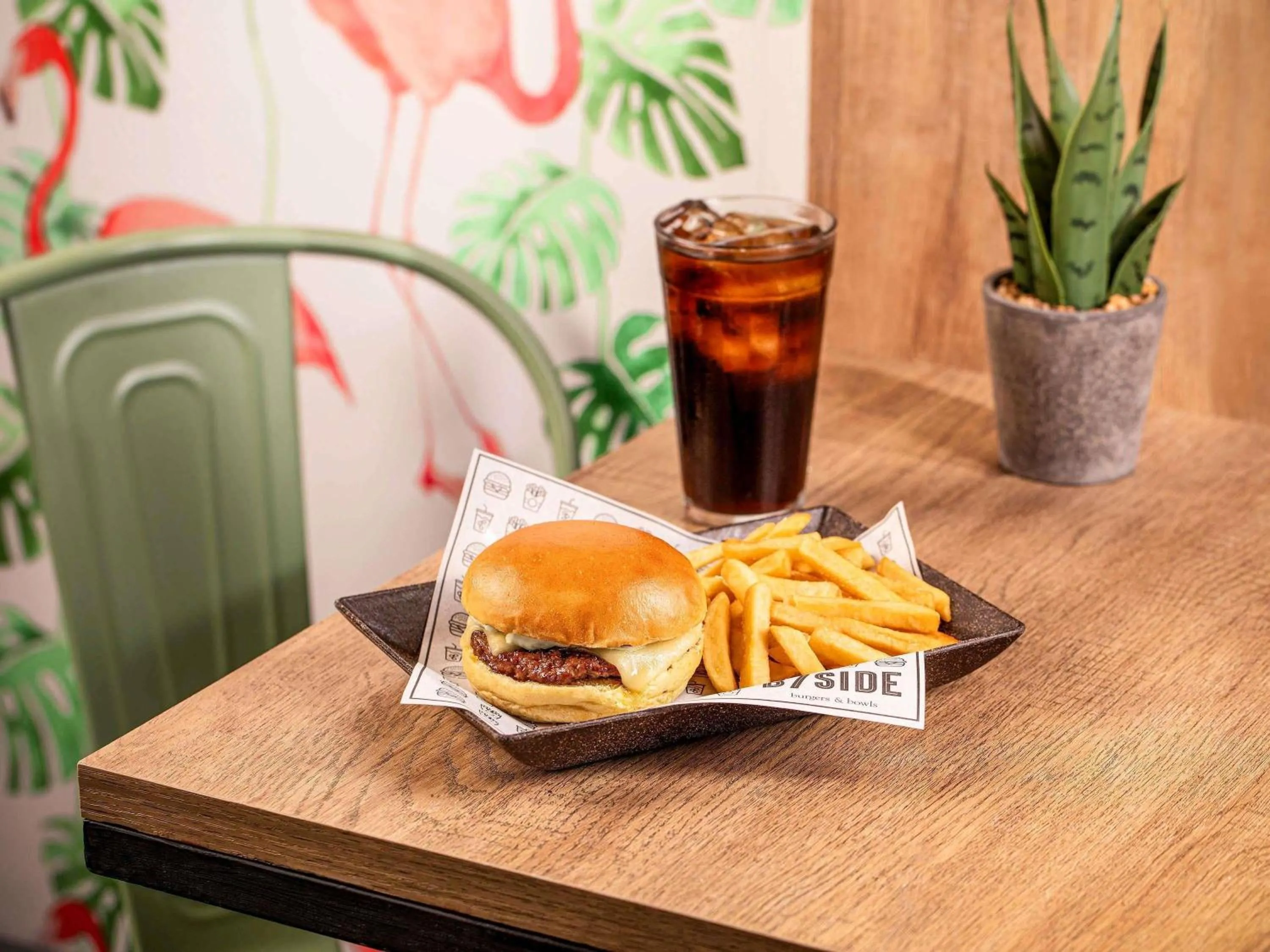 Restaurant/places to eat in Mercure Sao Paulo Berrini