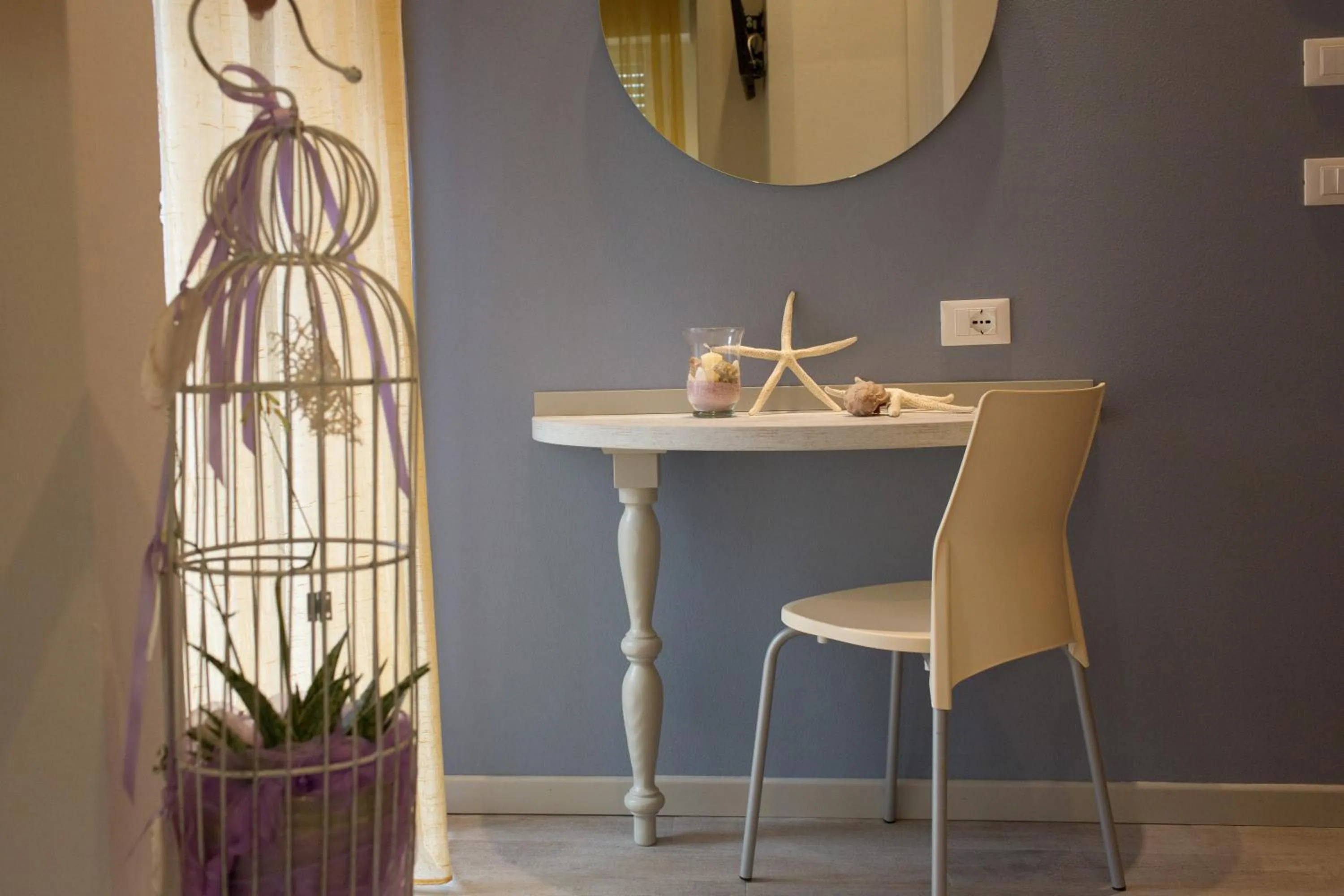 Decorative detail in Hotel Trieste