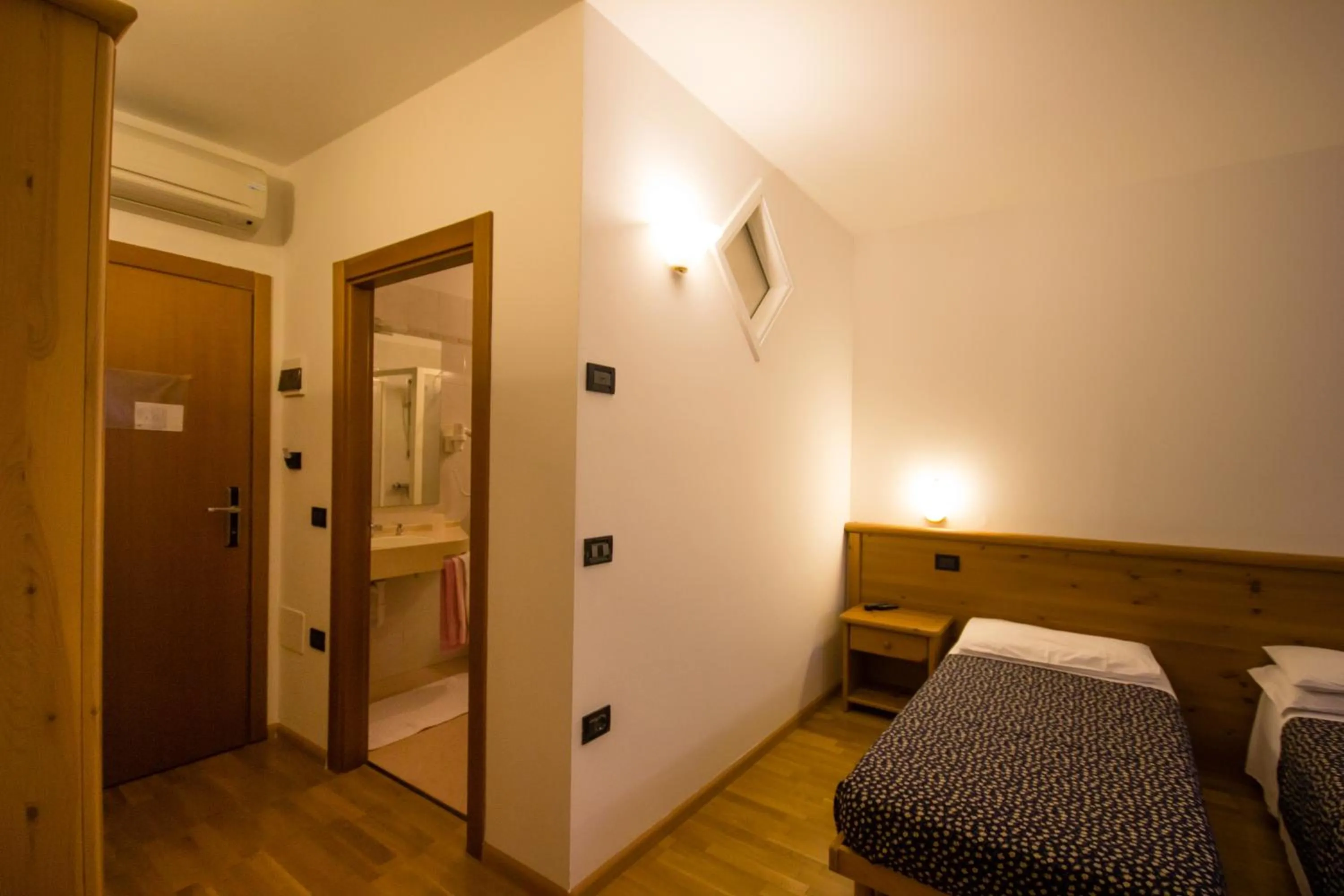 Photo of the whole room, Bed in Affittacamere La Ferrata