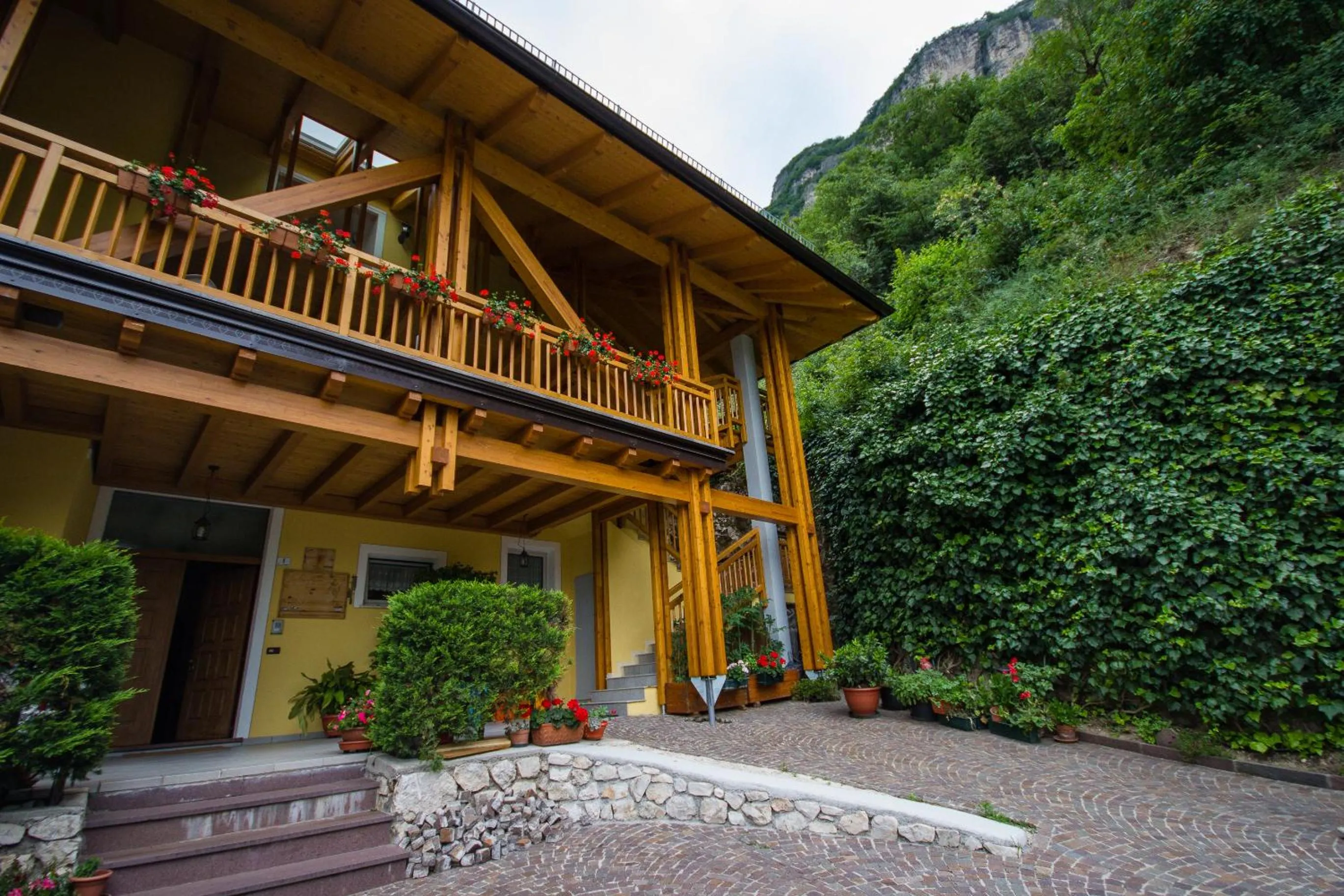 Facade/entrance in Affittacamere La Ferrata
